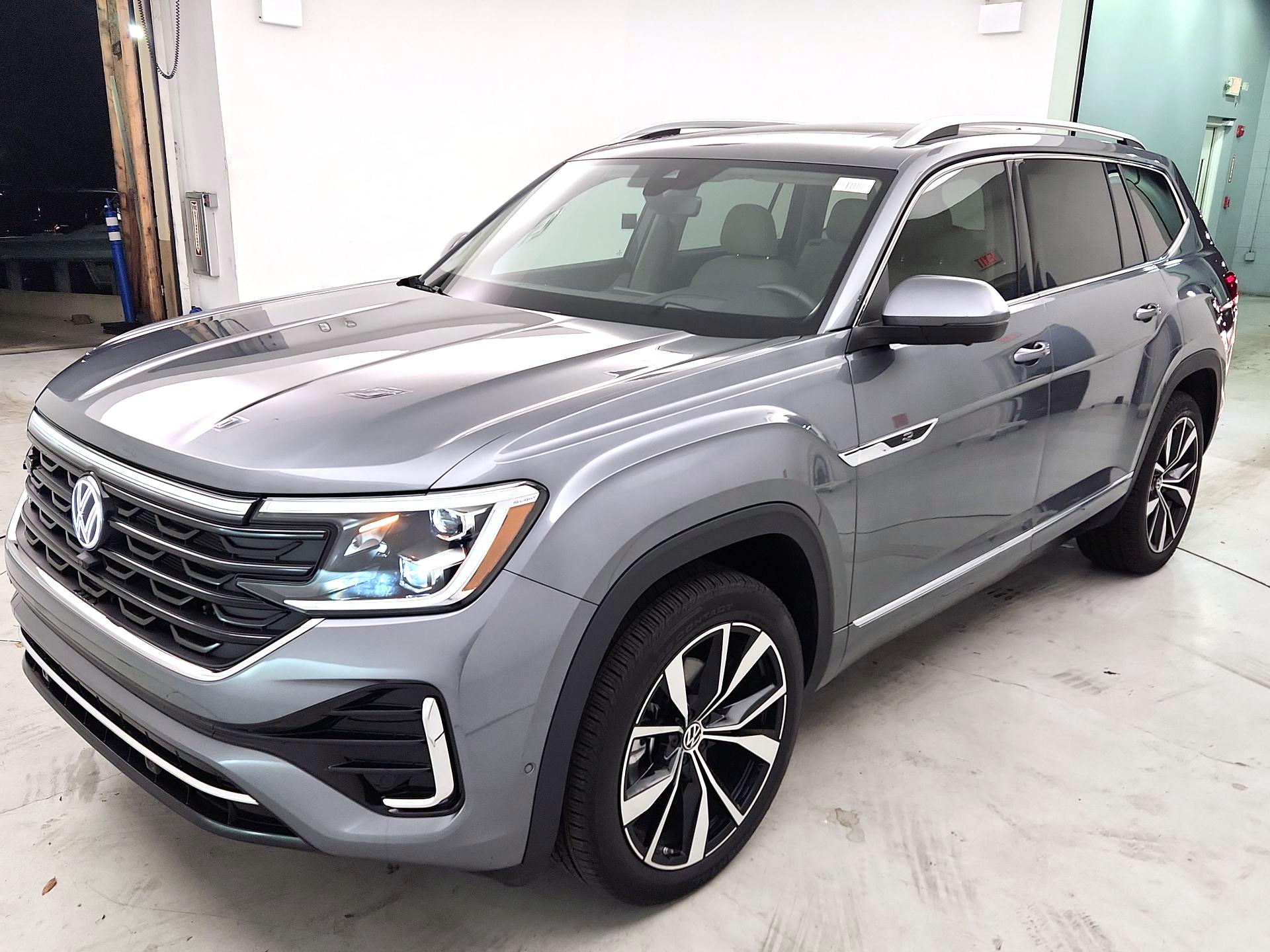 Thumbnail: 2025 Volkswagen Atlas - 3