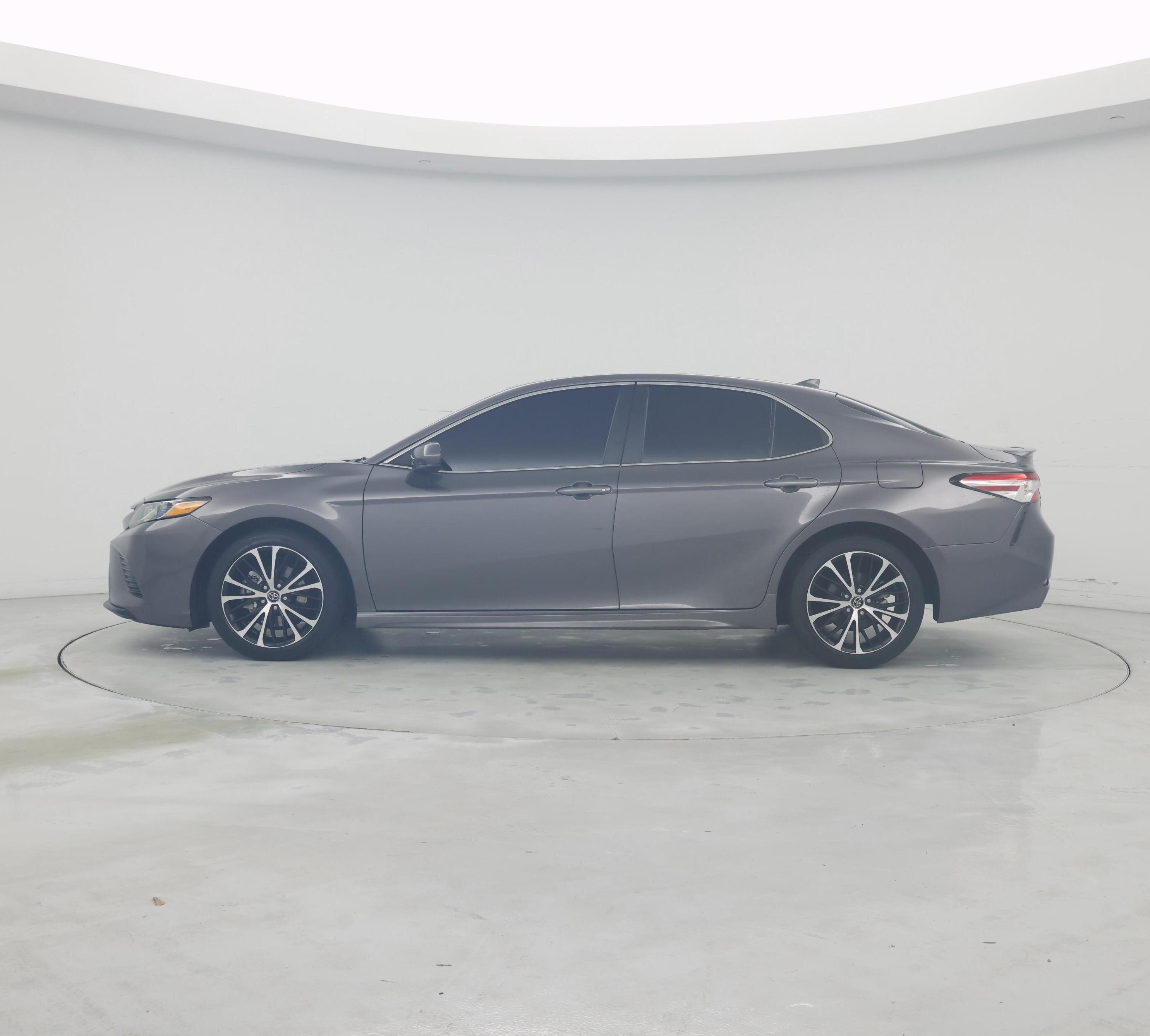 Thumbnail: 2020 Toyota Camry - 3
