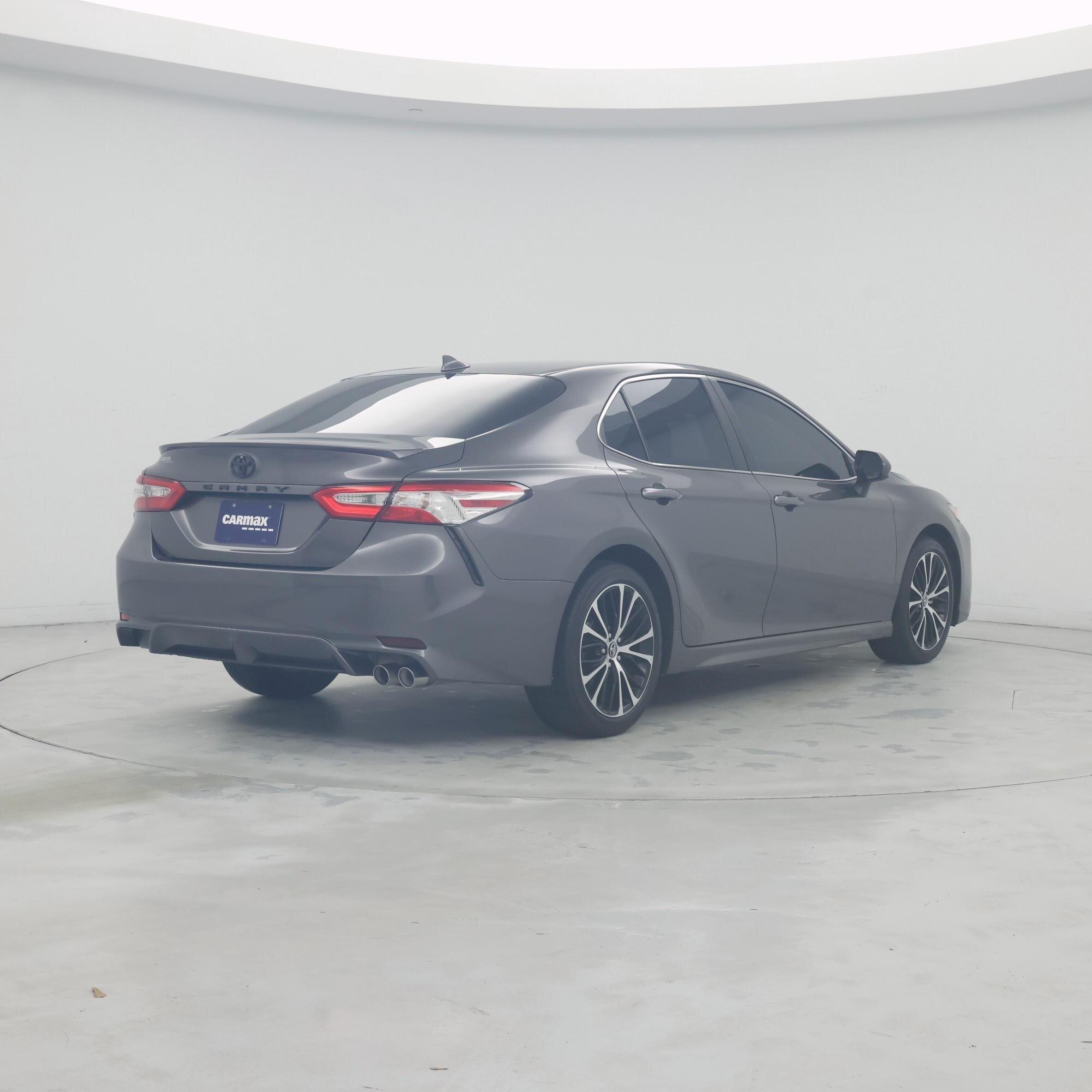 Thumbnail: 2020 Toyota Camry - 8