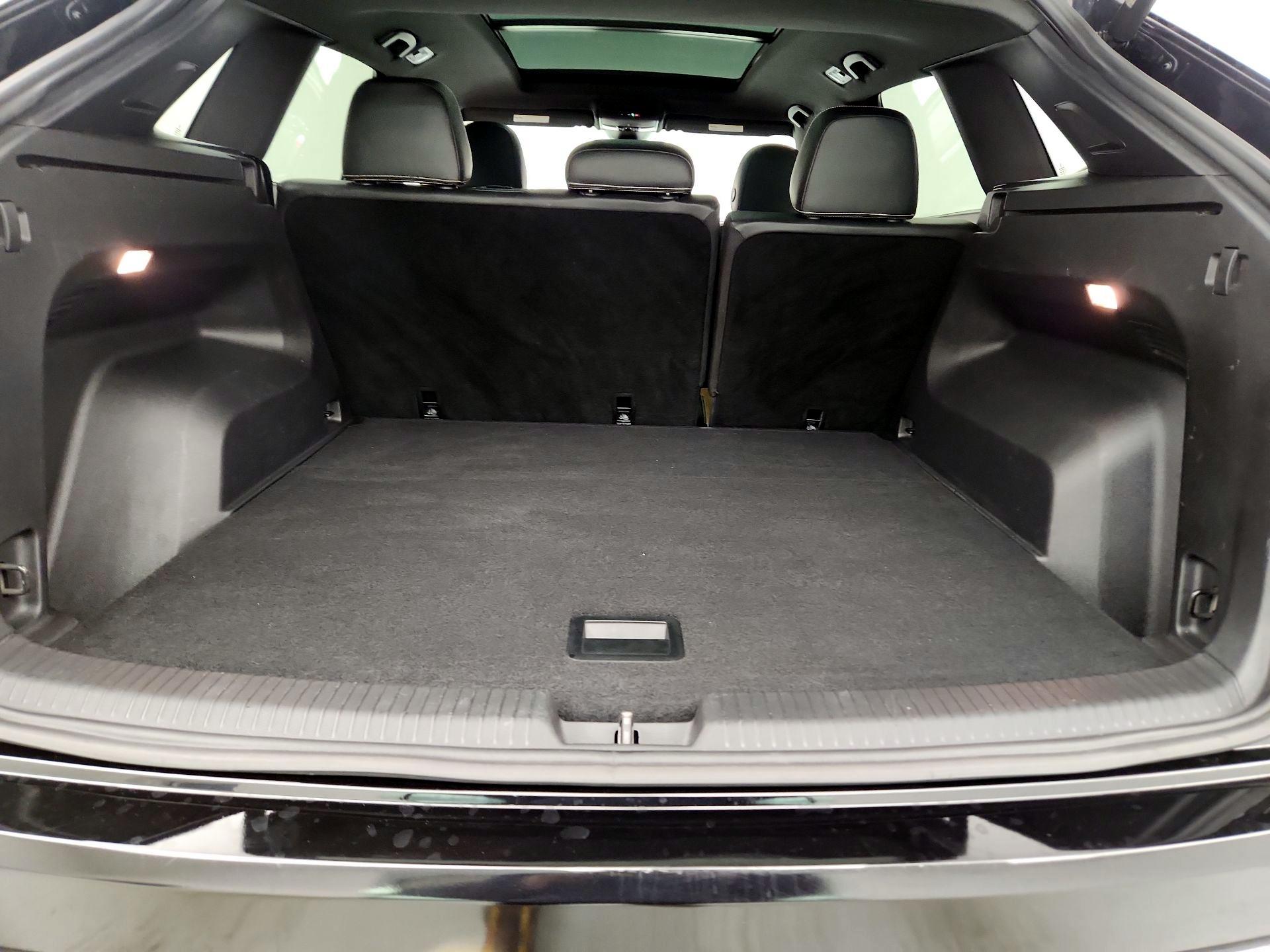 Thumbnail: 2023 Volkswagen Atlas - 18