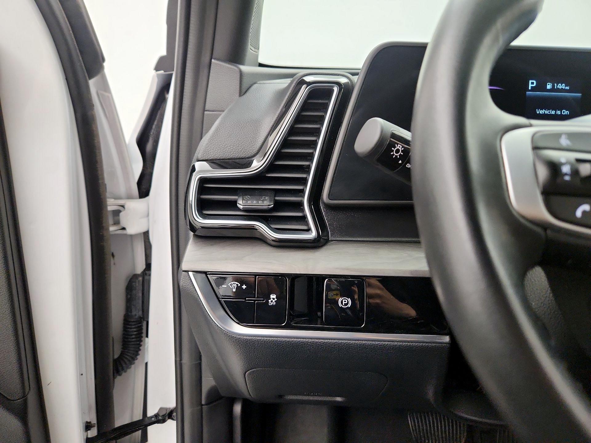 Thumbnail: 2025 Kia Sportage - 13