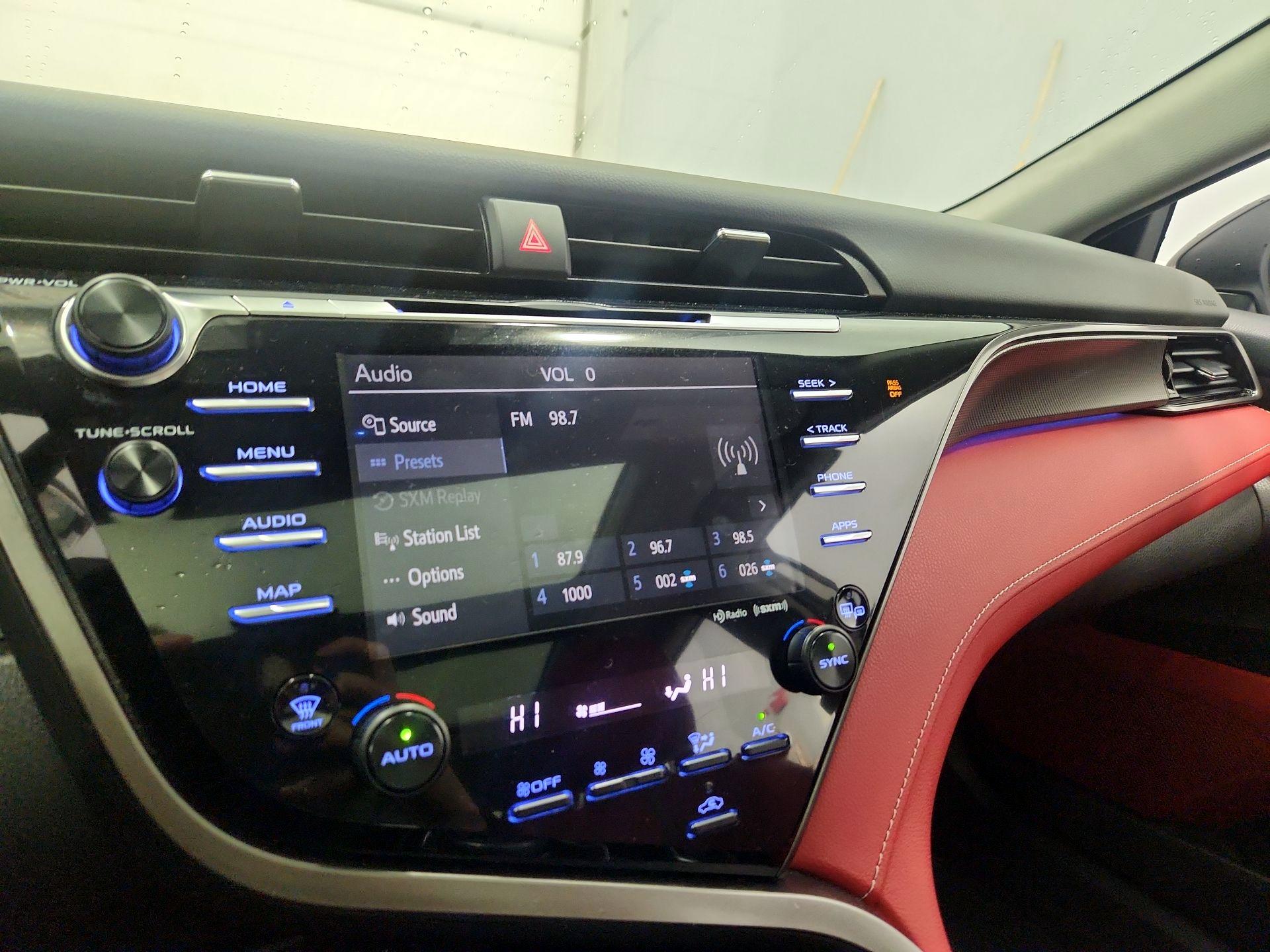 Thumbnail: 2020 Toyota Camry - 15