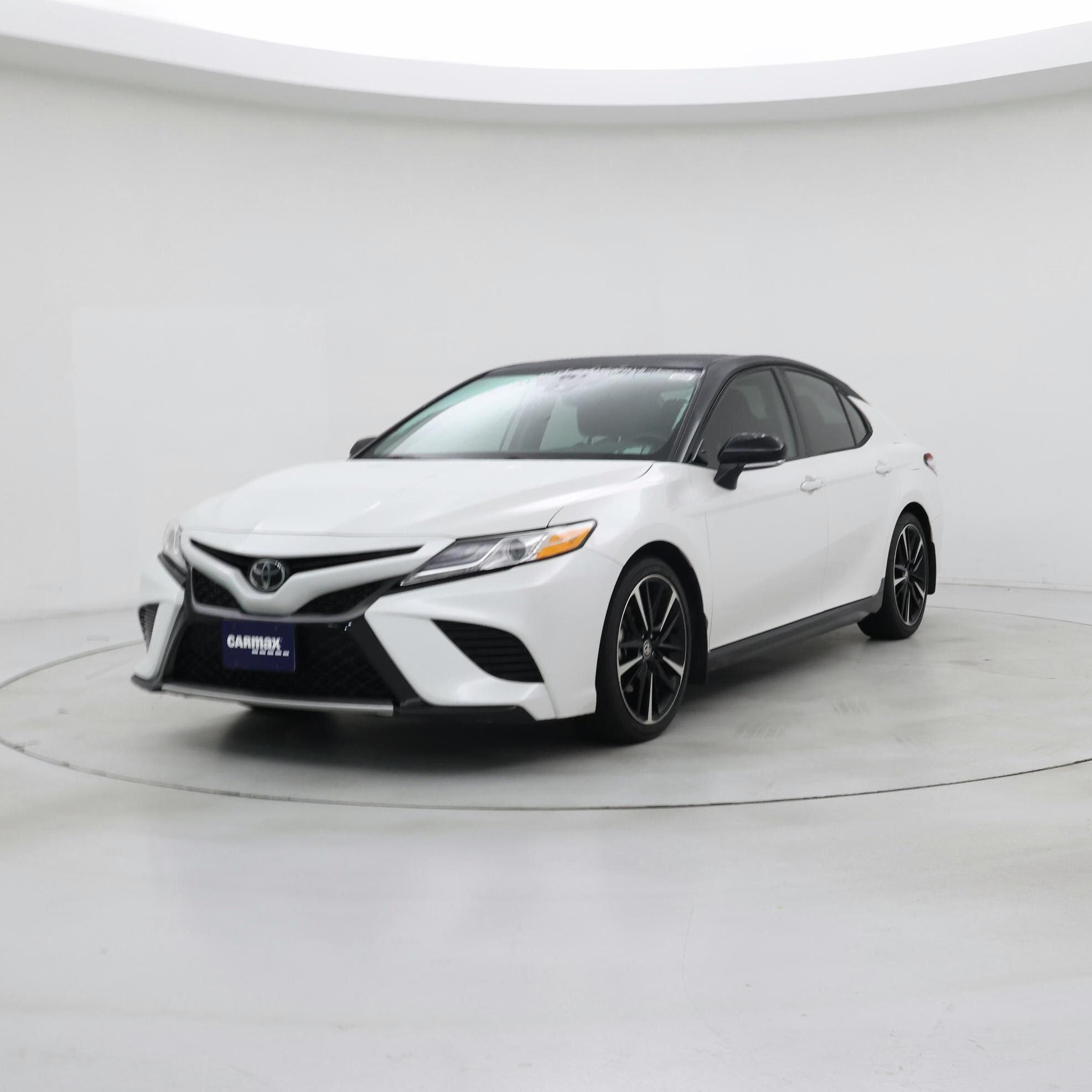 Thumbnail: 2020 Toyota Camry - 4