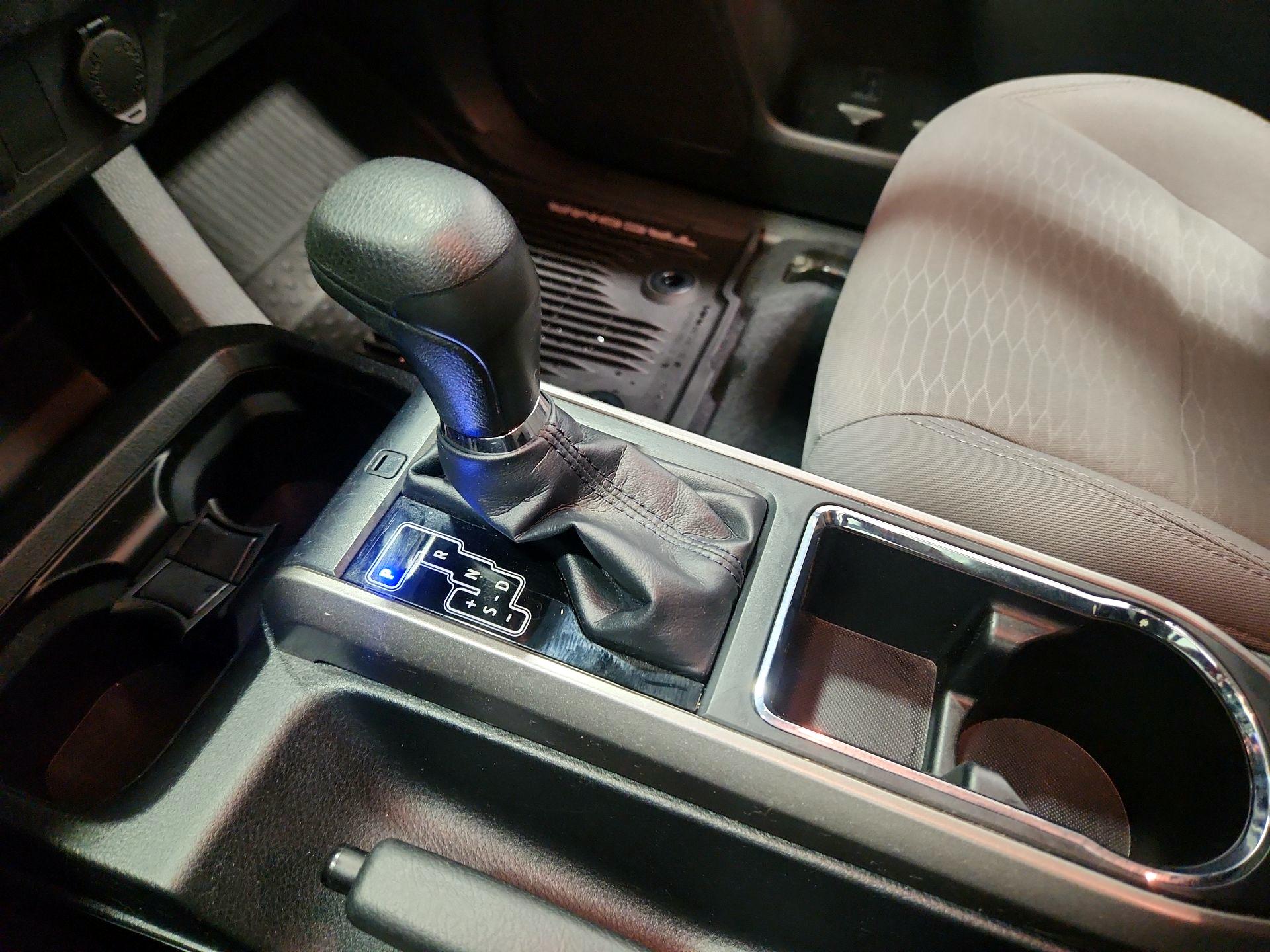 Thumbnail: 2019 Toyota Tacoma - 17