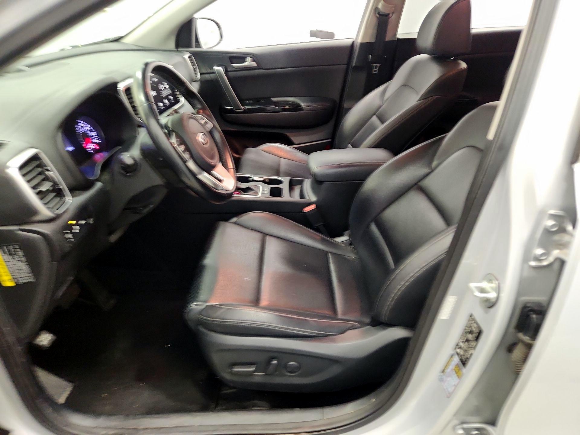 Thumbnail: 2020 Kia Sportage - 11