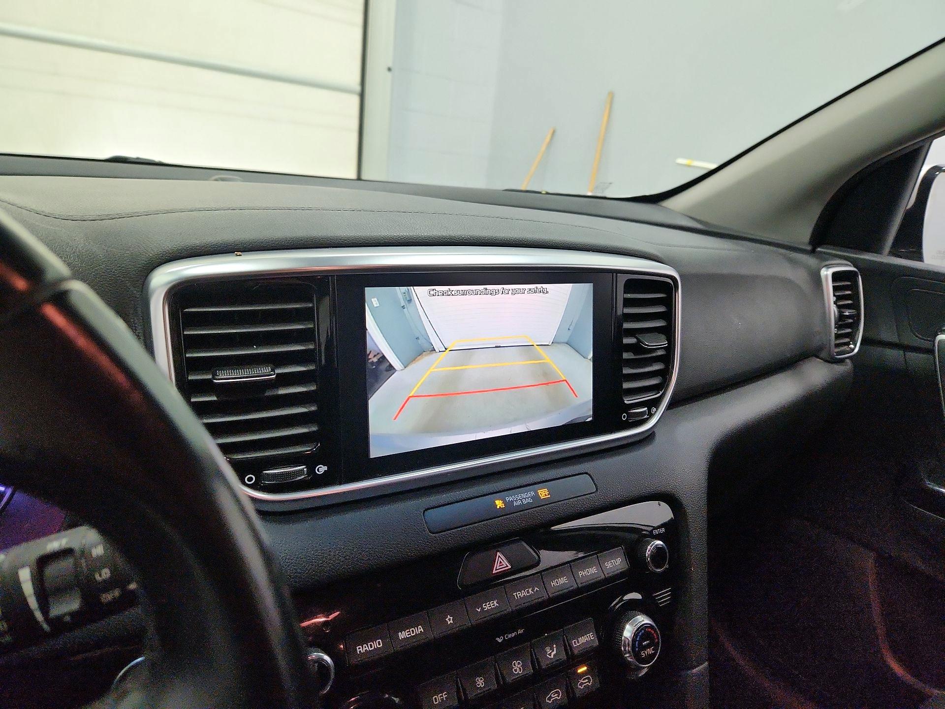 Thumbnail: 2020 Kia Sportage - 14