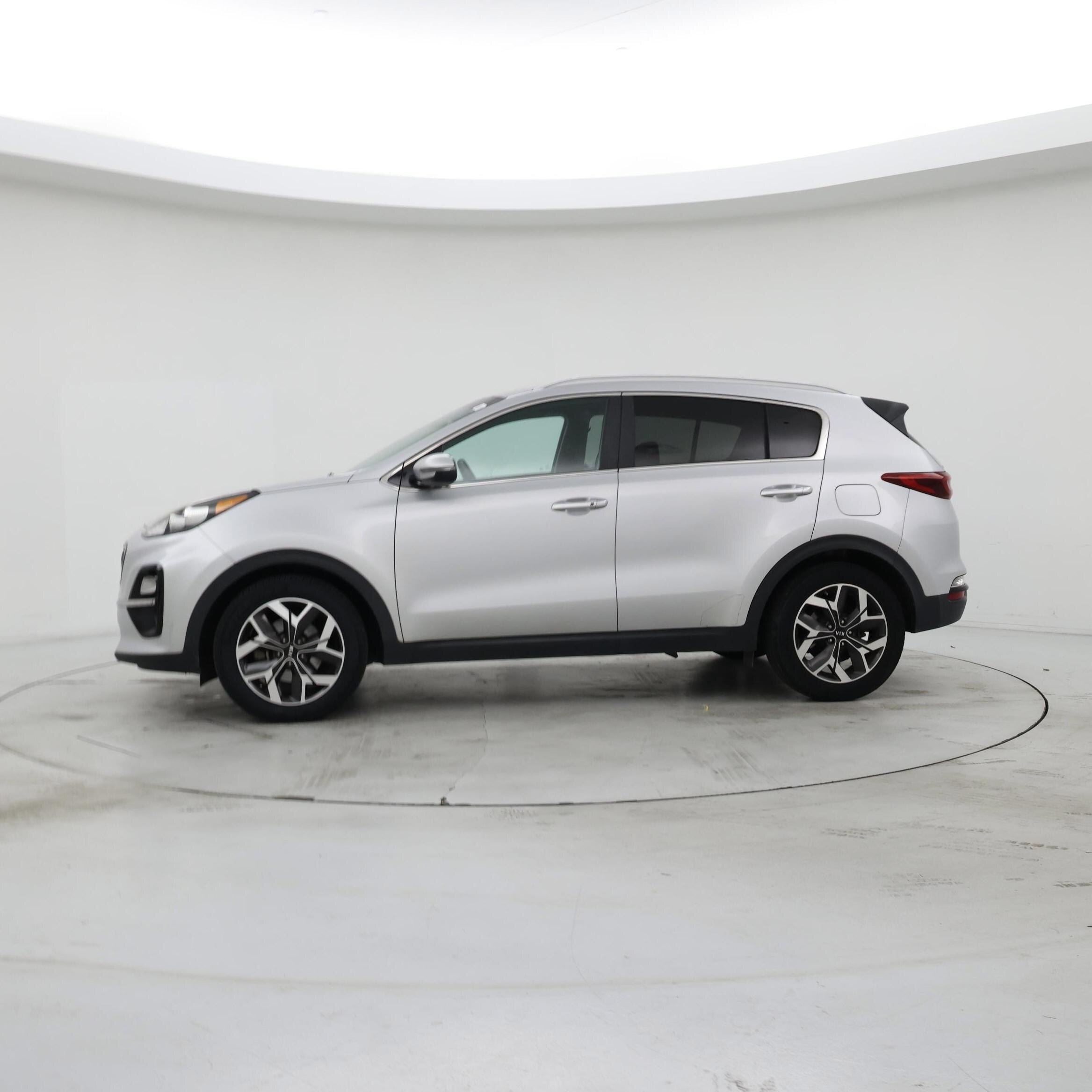 Thumbnail: 2020 Kia Sportage - 3