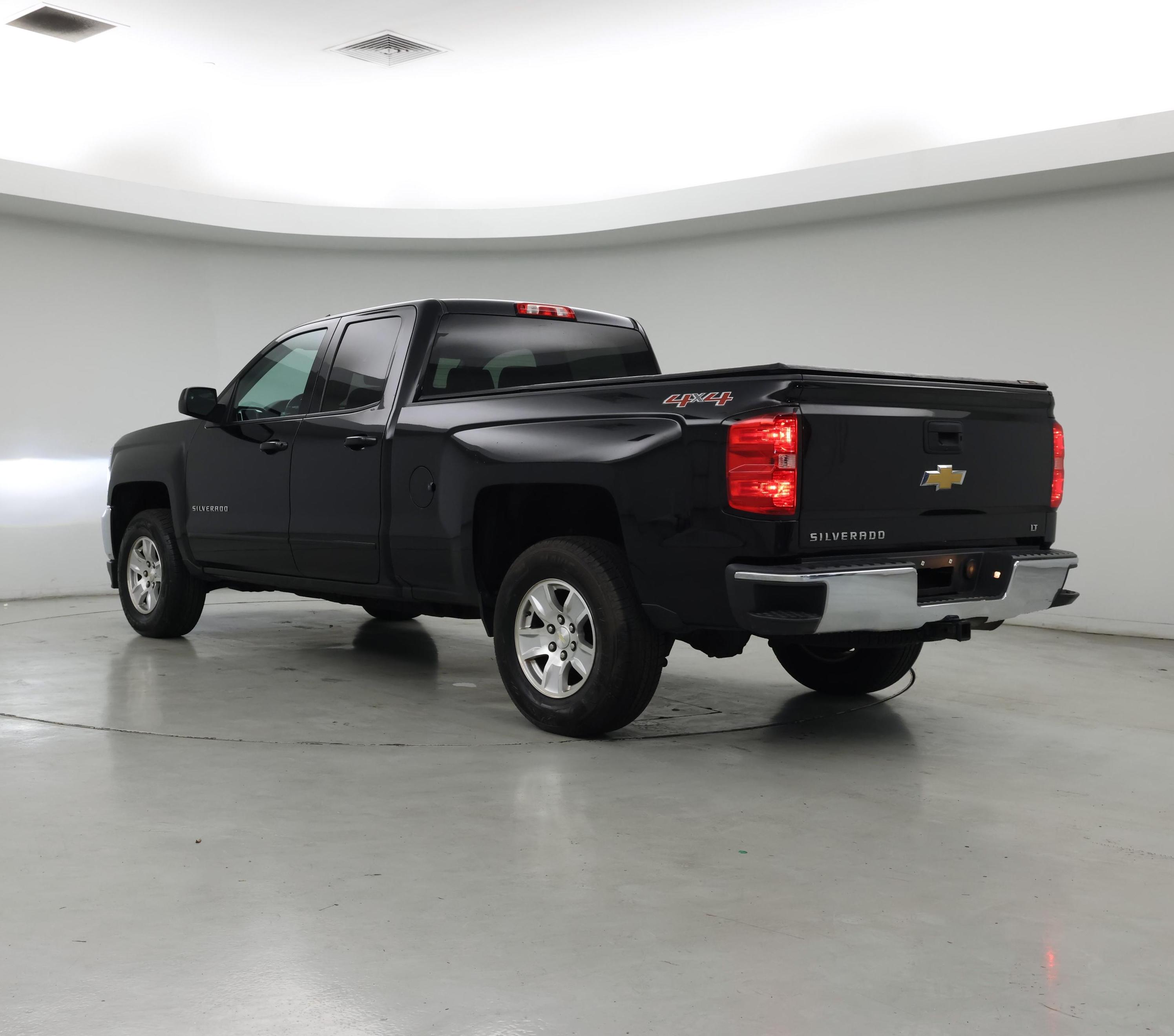 Thumbnail: 2017 Chevrolet Silverado 1500 - 2