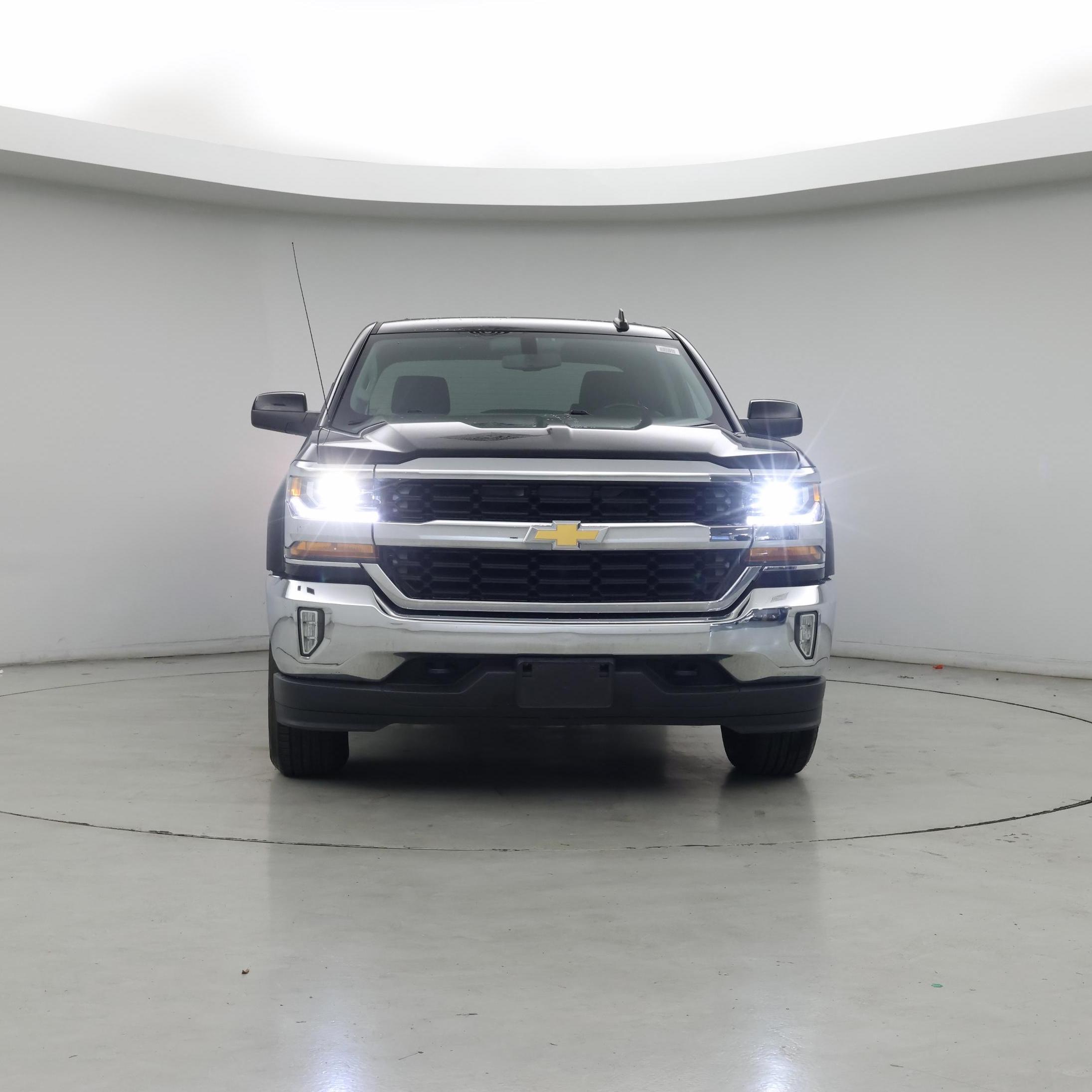 Thumbnail: 2017 Chevrolet Silverado 1500 - 5