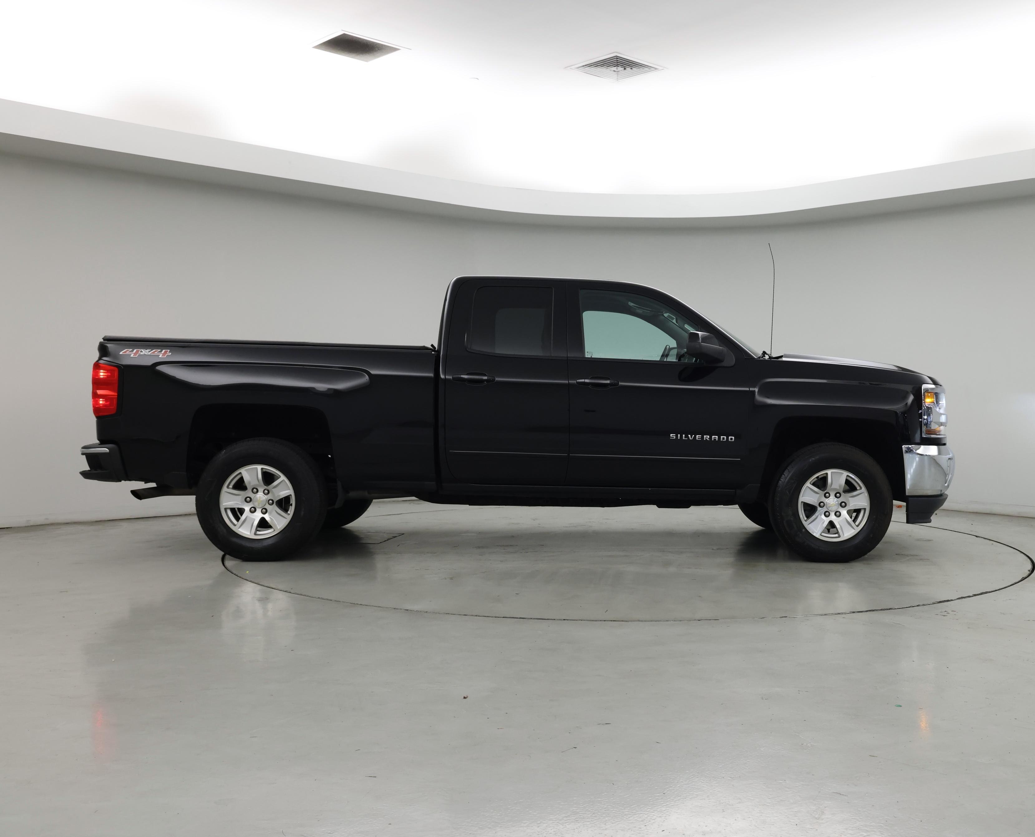 Thumbnail: 2017 Chevrolet Silverado 1500 - 7