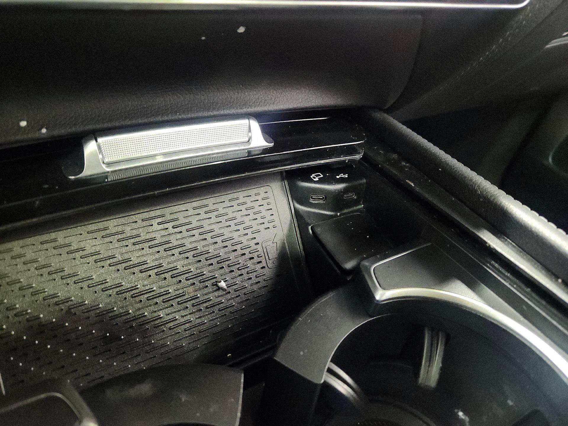 Thumbnail: 2020 Mercedes-Benz GLE - 19