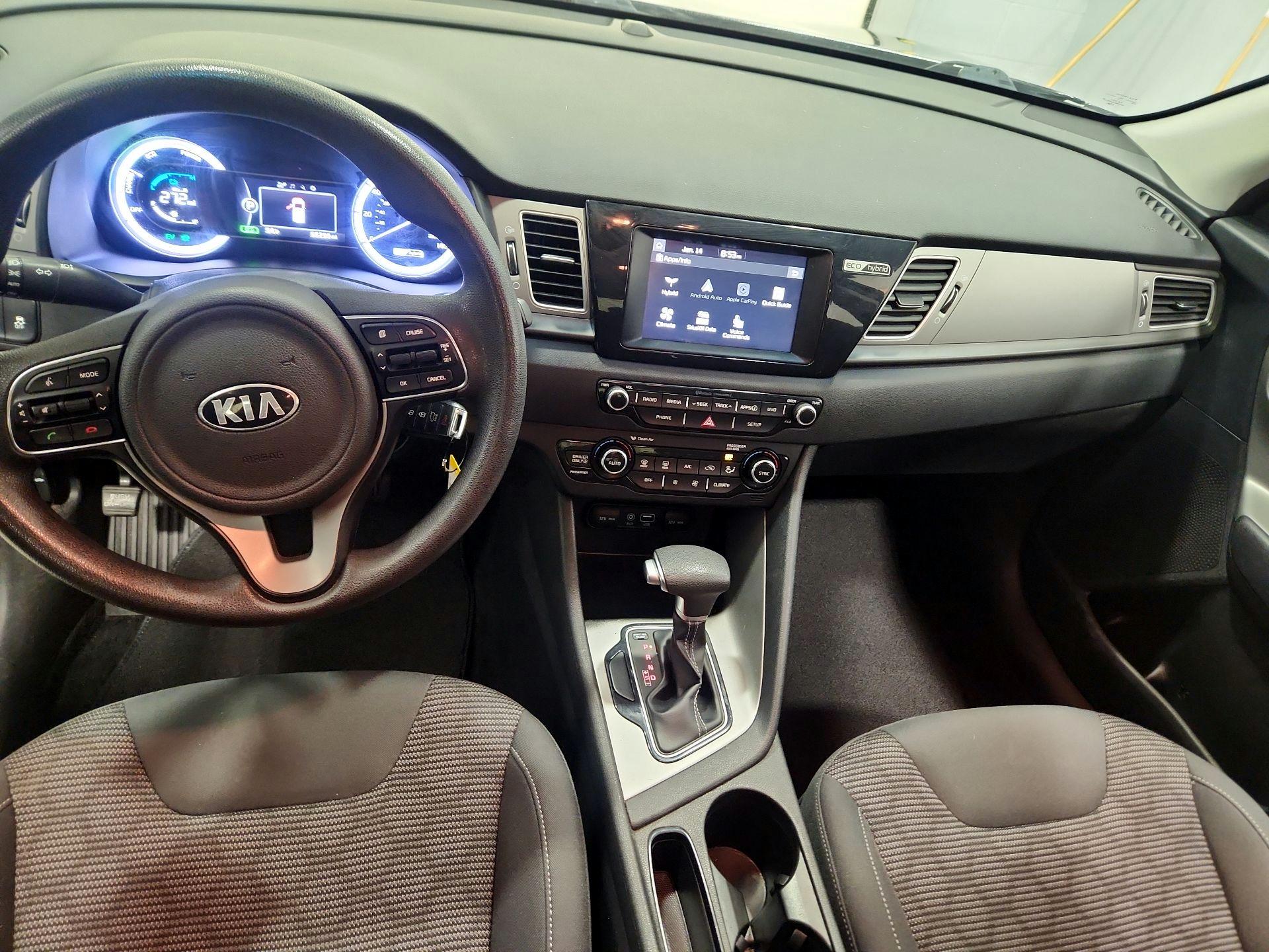 Thumbnail: 2018 Kia Niro - 9