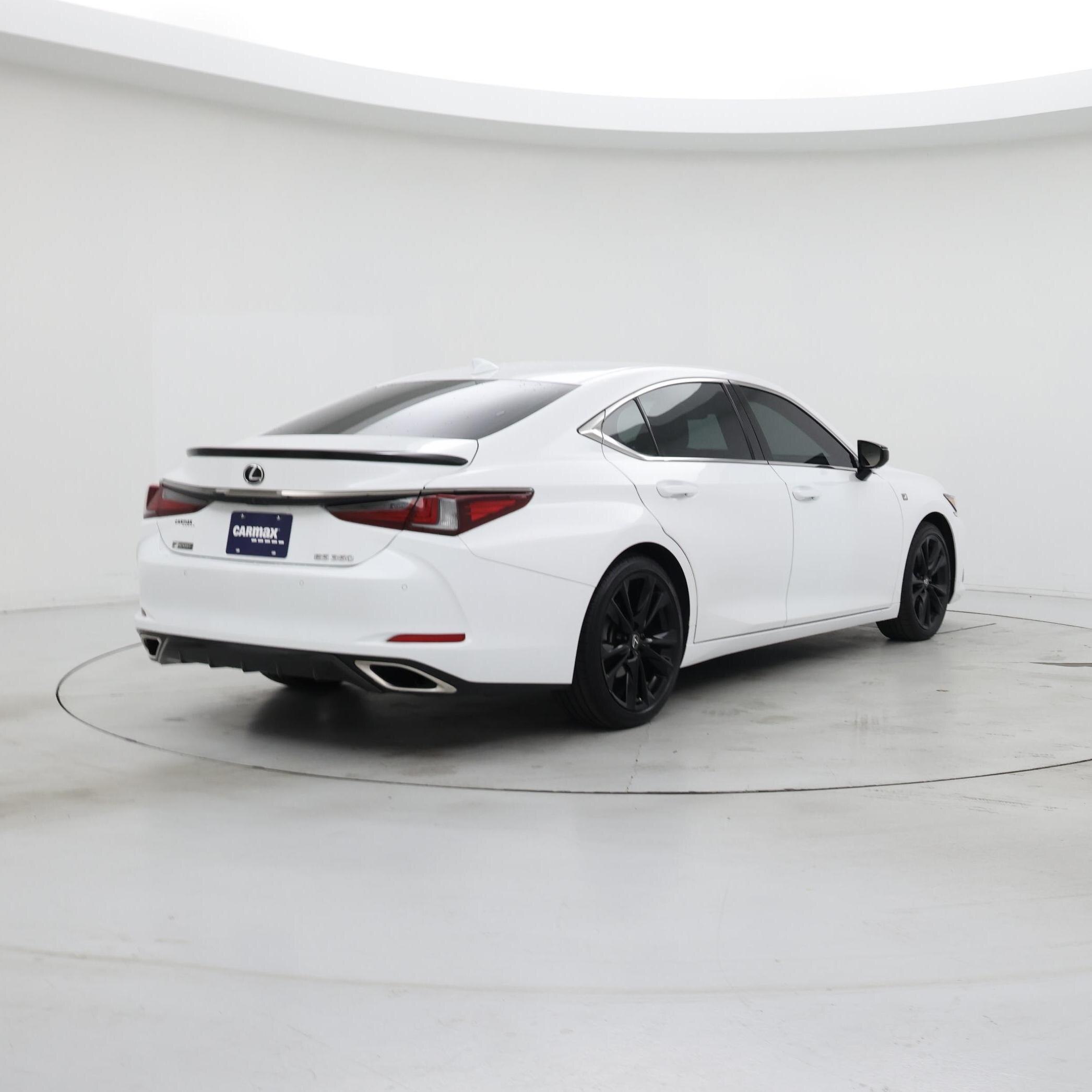 Thumbnail: 2021 Lexus ES - 8