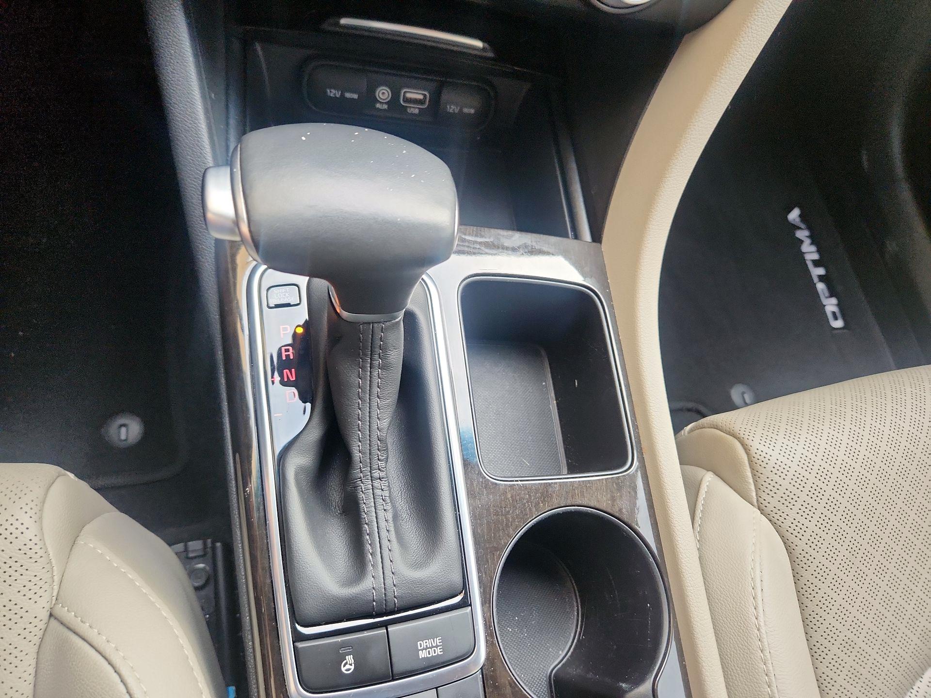 Thumbnail: 2016 Kia Optima - 18