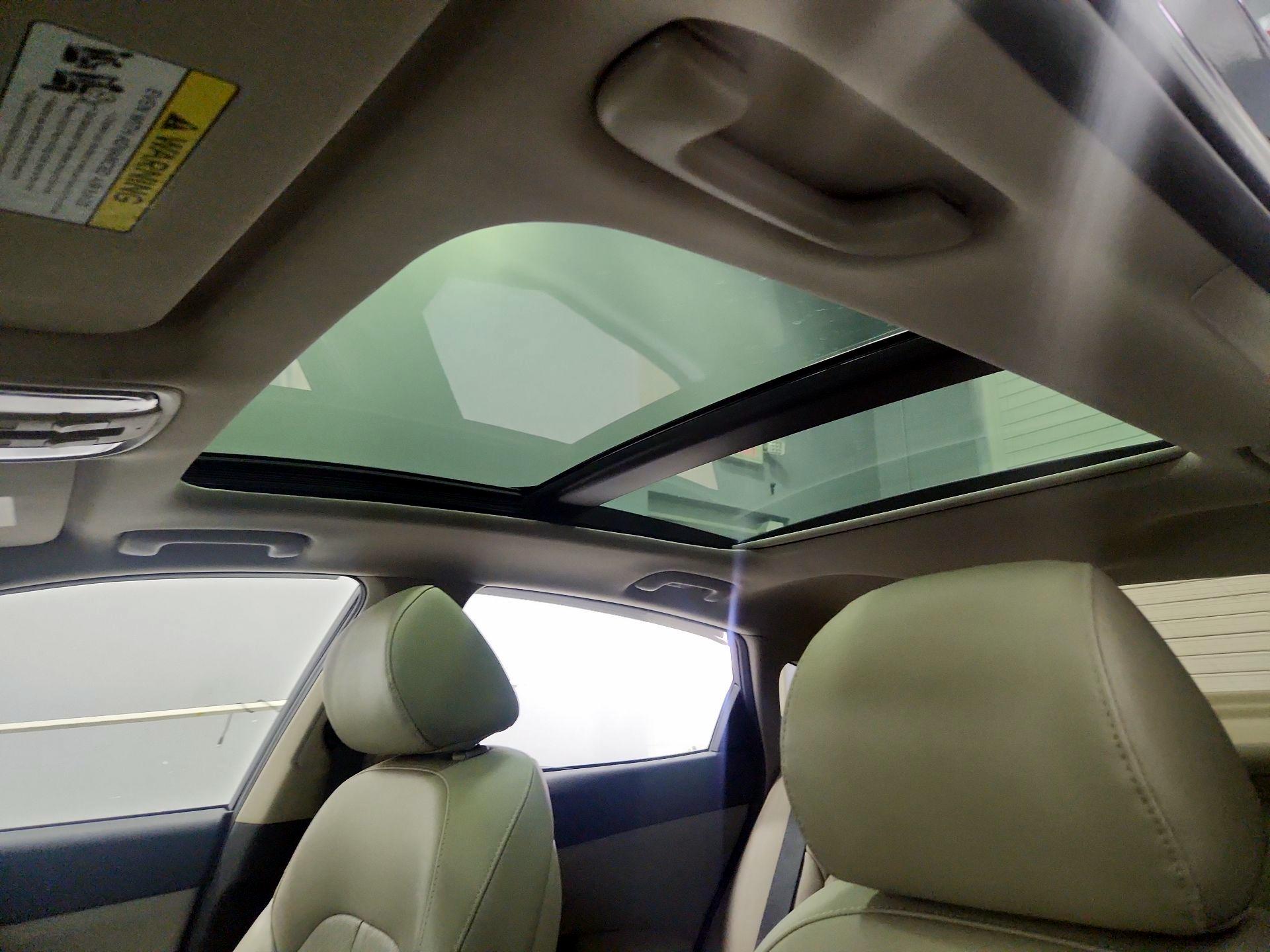 Thumbnail: 2016 Kia Optima - 20