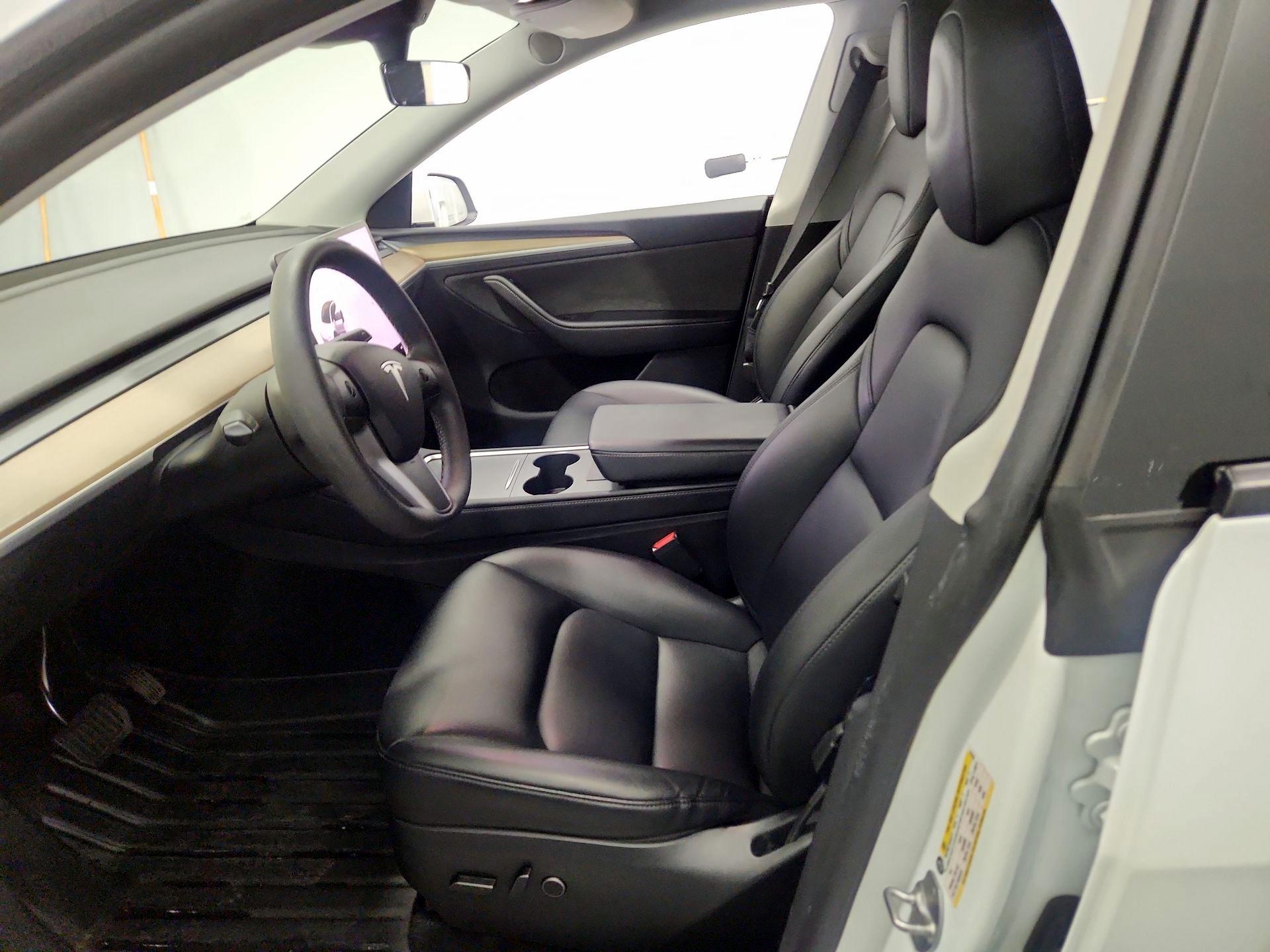 Thumbnail: 2023 Tesla Model Y - 11