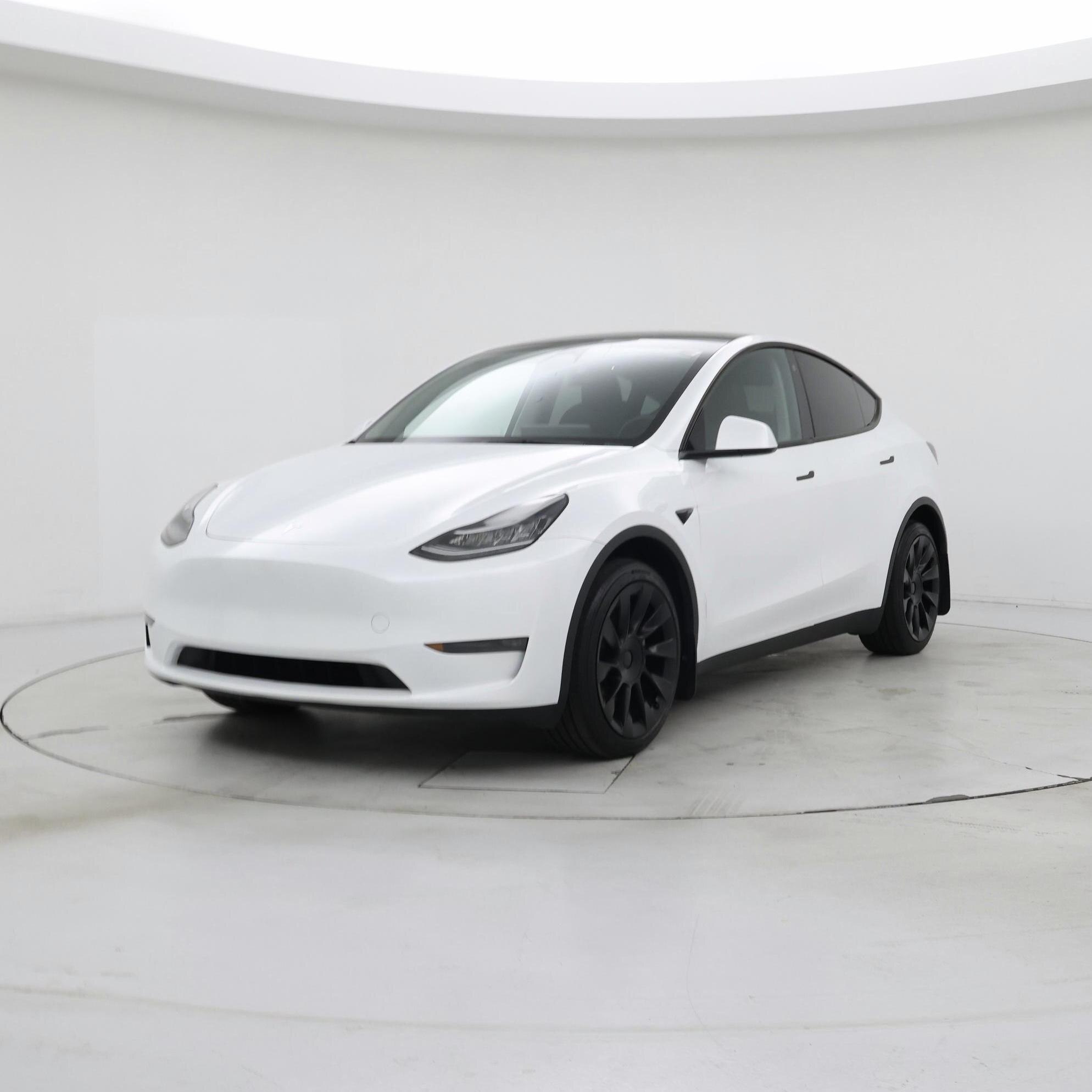 Thumbnail: 2023 Tesla Model Y - 4