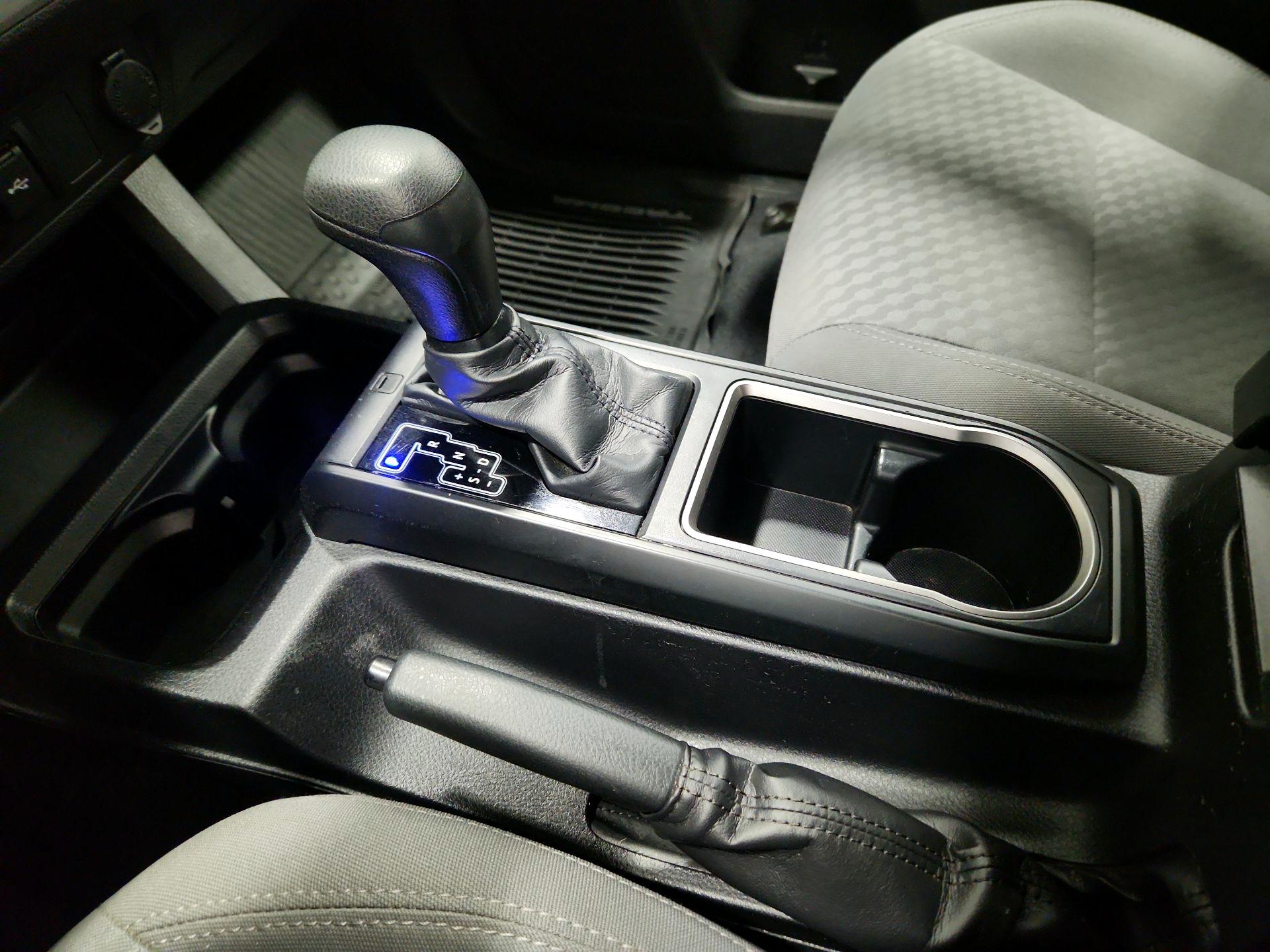 Thumbnail: 2021 Toyota Tacoma - 17