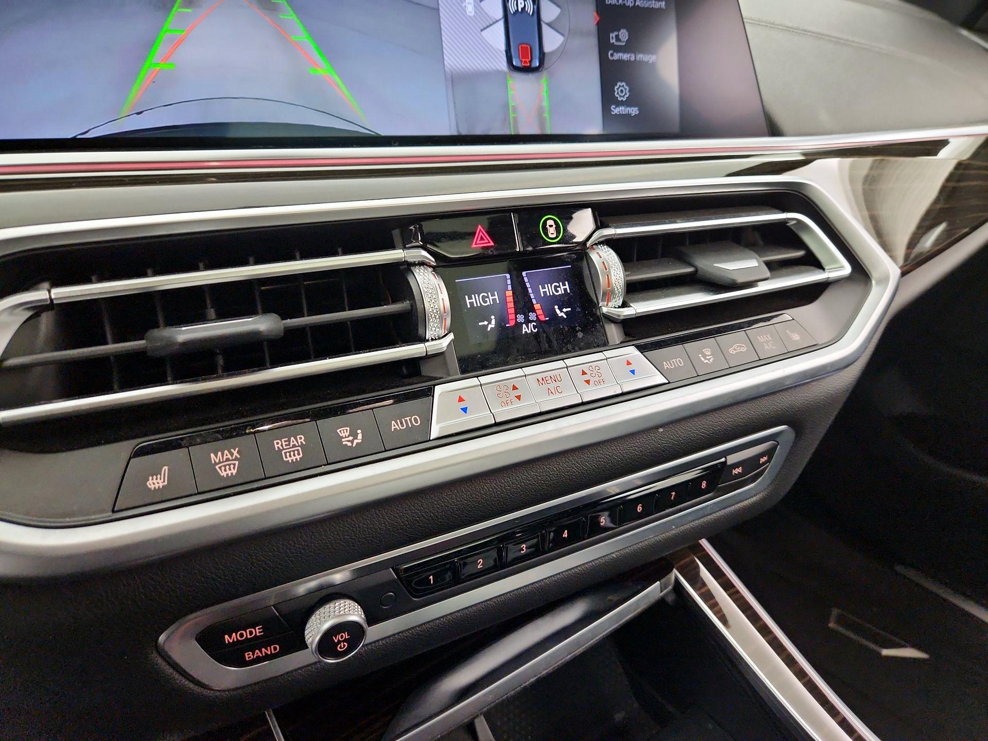 Thumbnail: 2021 BMW X5 - 17