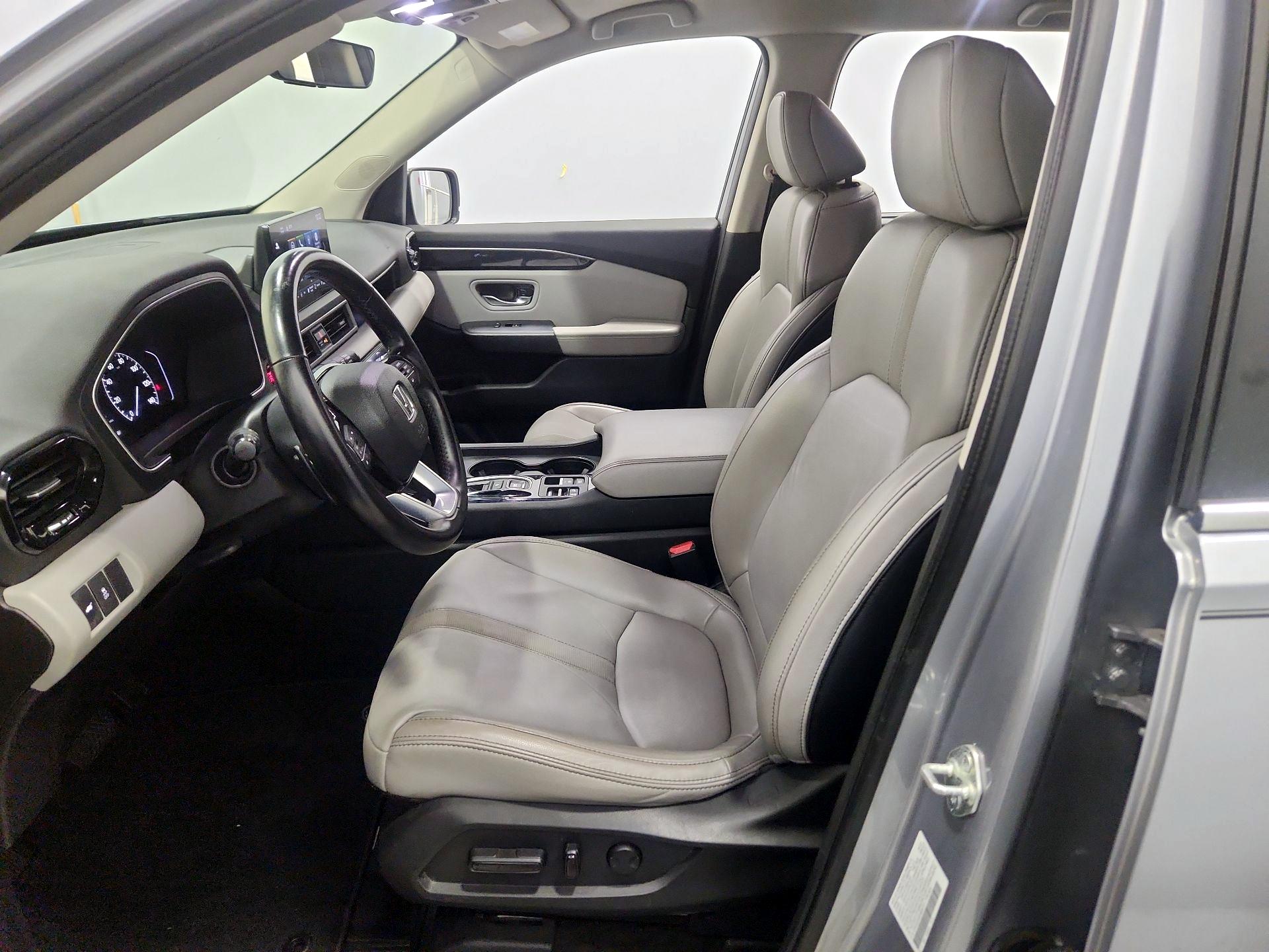 Thumbnail: 2023 Honda Pilot - 11