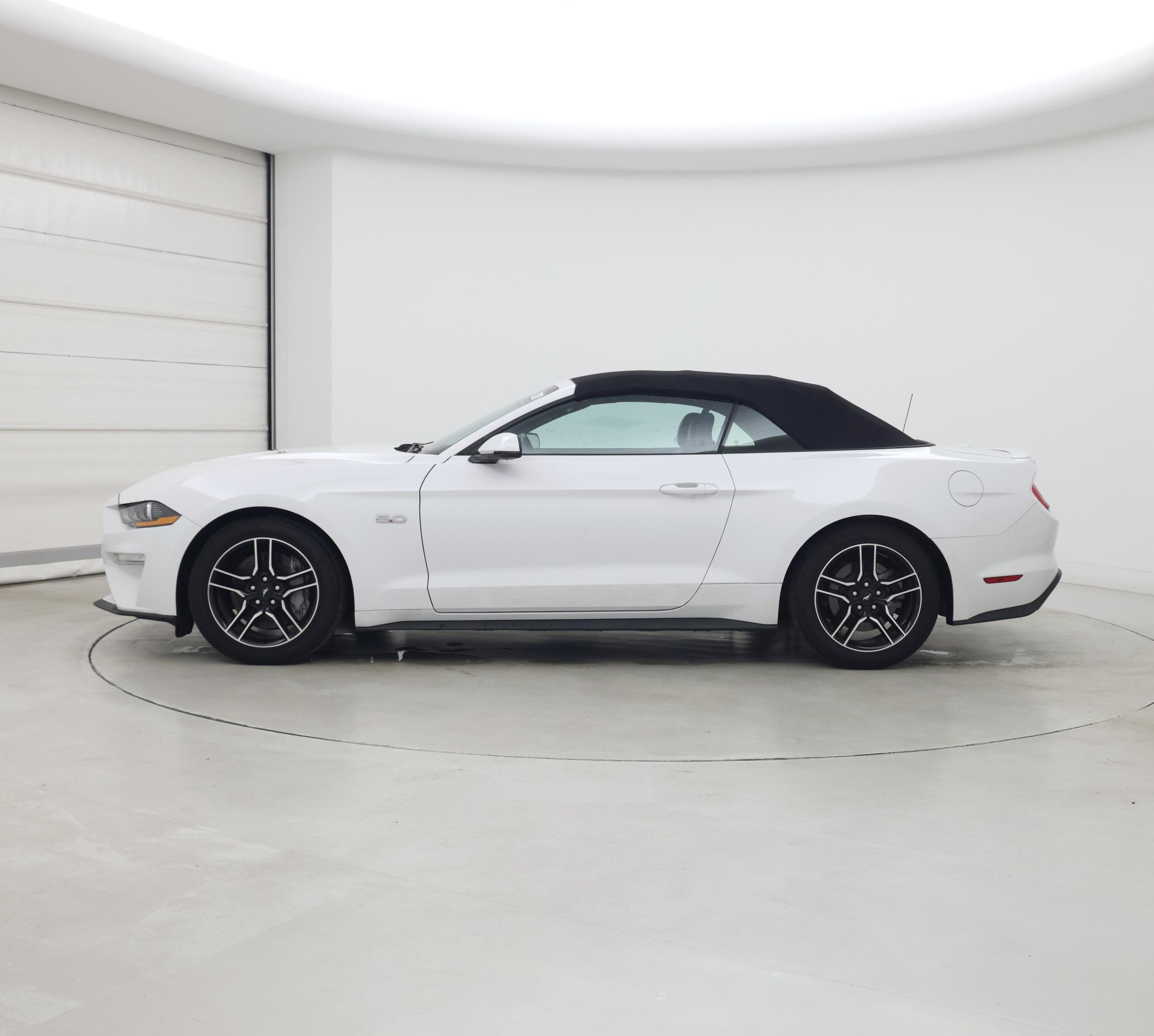 Thumbnail: 2021 Ford Mustang - 3