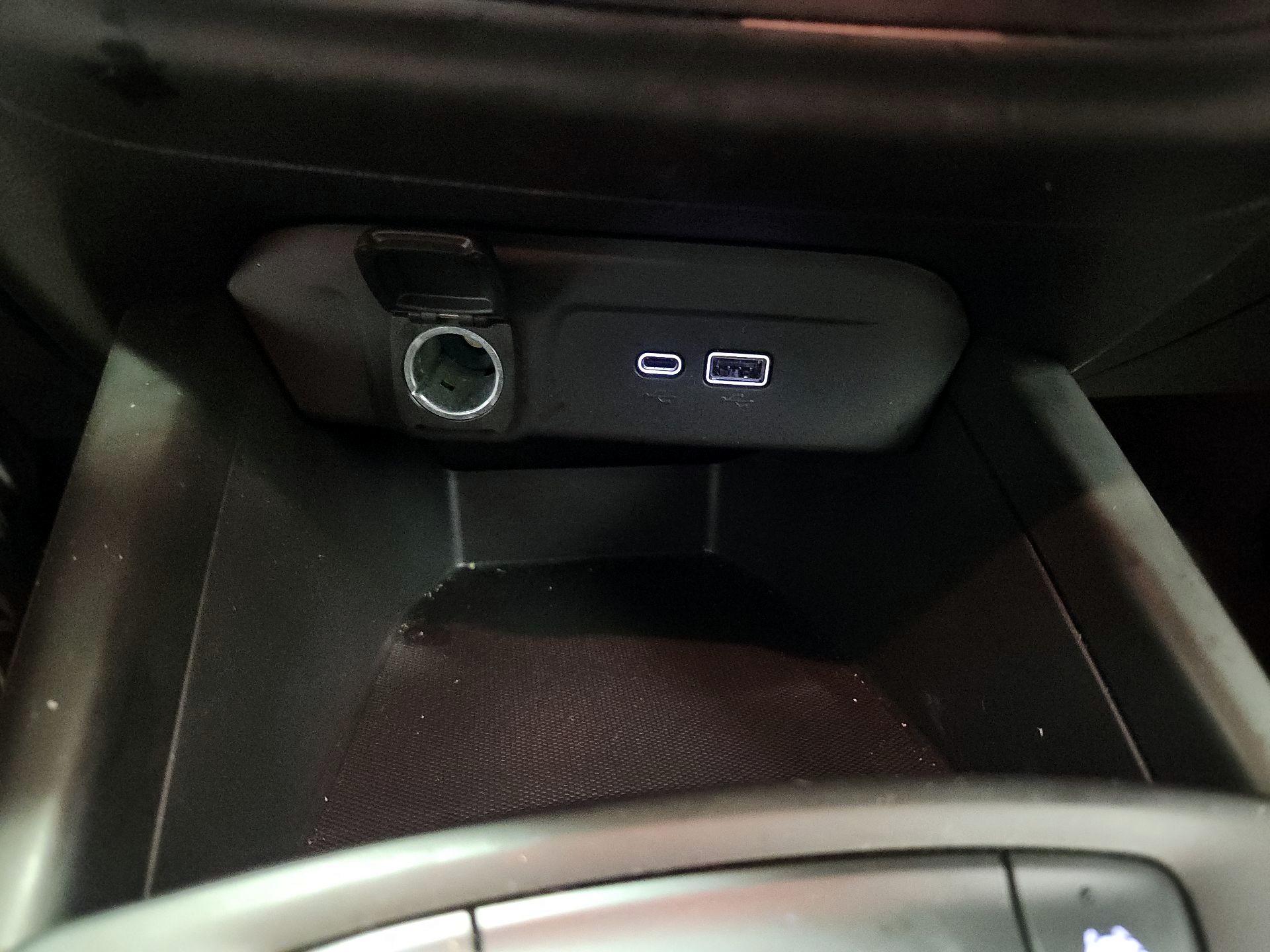 Thumbnail: 2024 Chevrolet Trax - 18