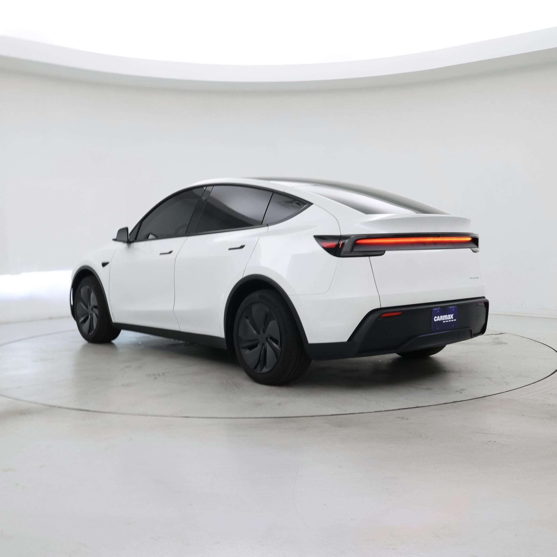 Thumbnail: 2026 Tesla Model Y - 2