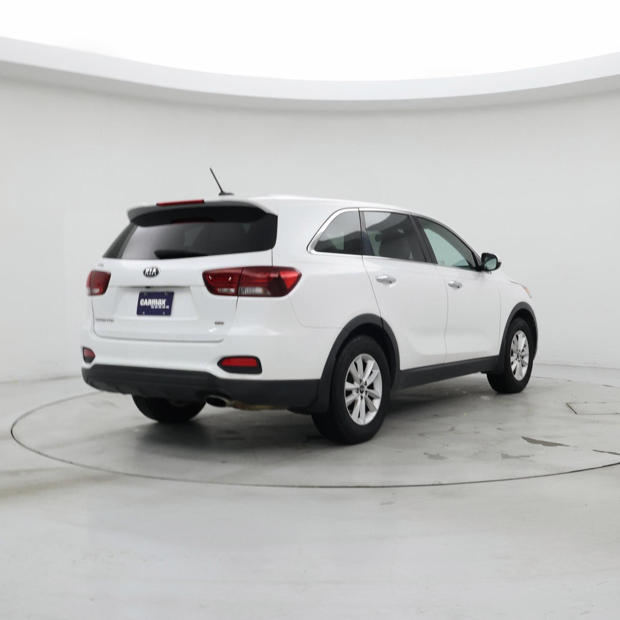 Thumbnail: 2019 Kia Sorento - 8