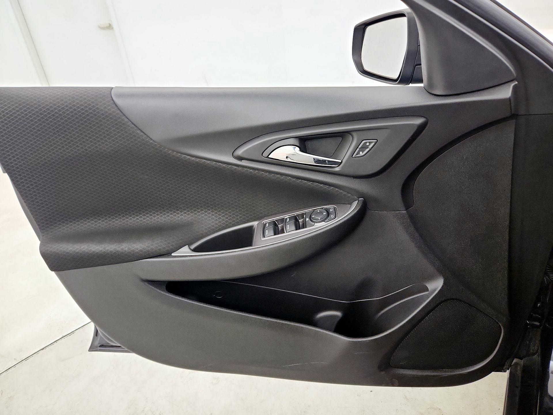 Thumbnail: 2023 Chevrolet Malibu - 12