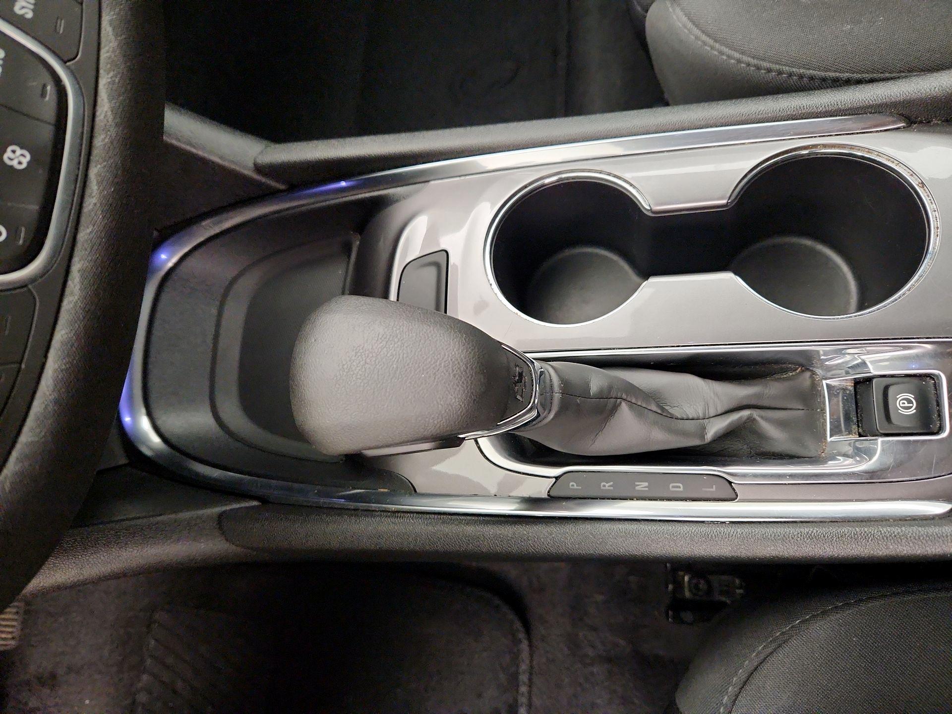 Thumbnail: 2023 Chevrolet Malibu - 17