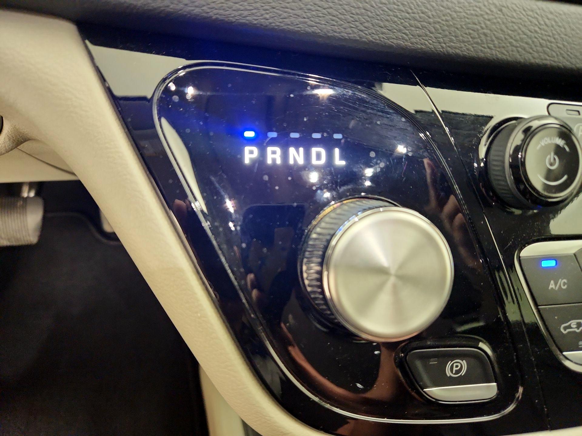 Thumbnail: 2024 Chrysler Pacifica - 17