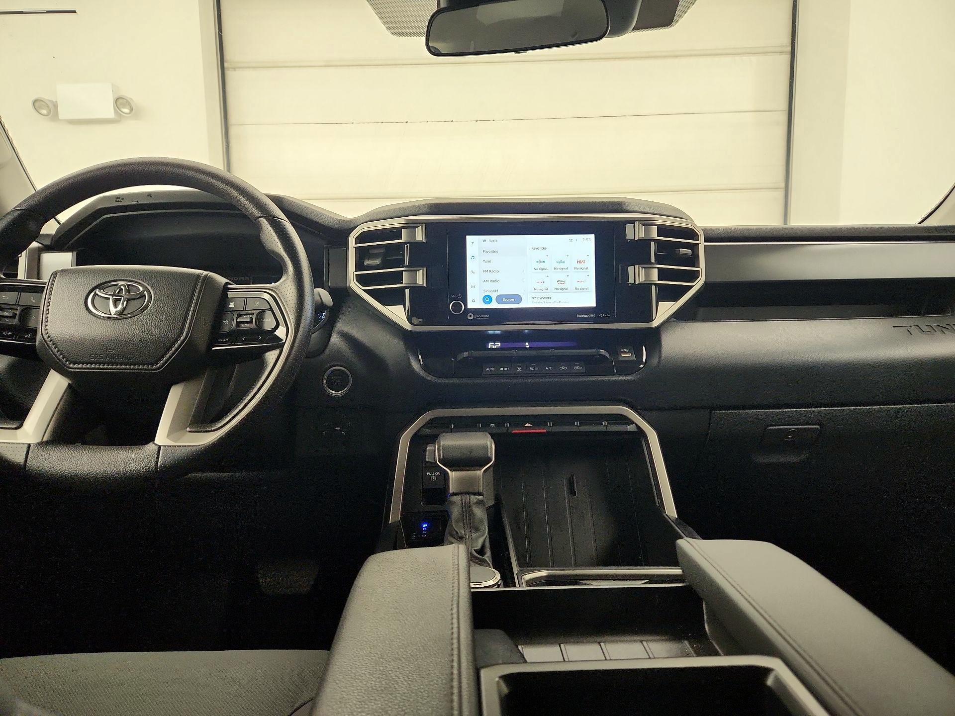 Thumbnail: 2023 Toyota Tundra - 9