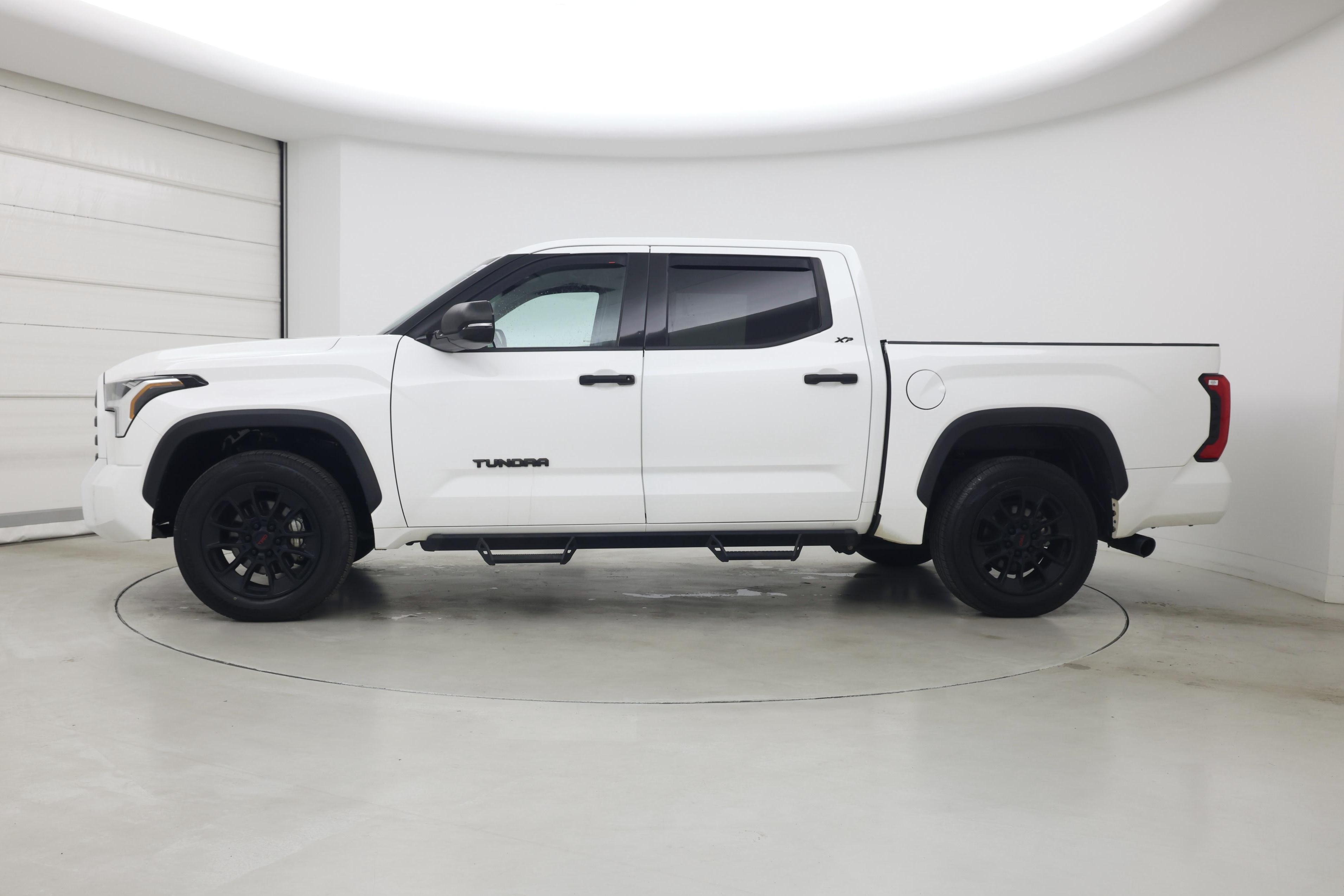 Thumbnail: 2023 Toyota Tundra - 3