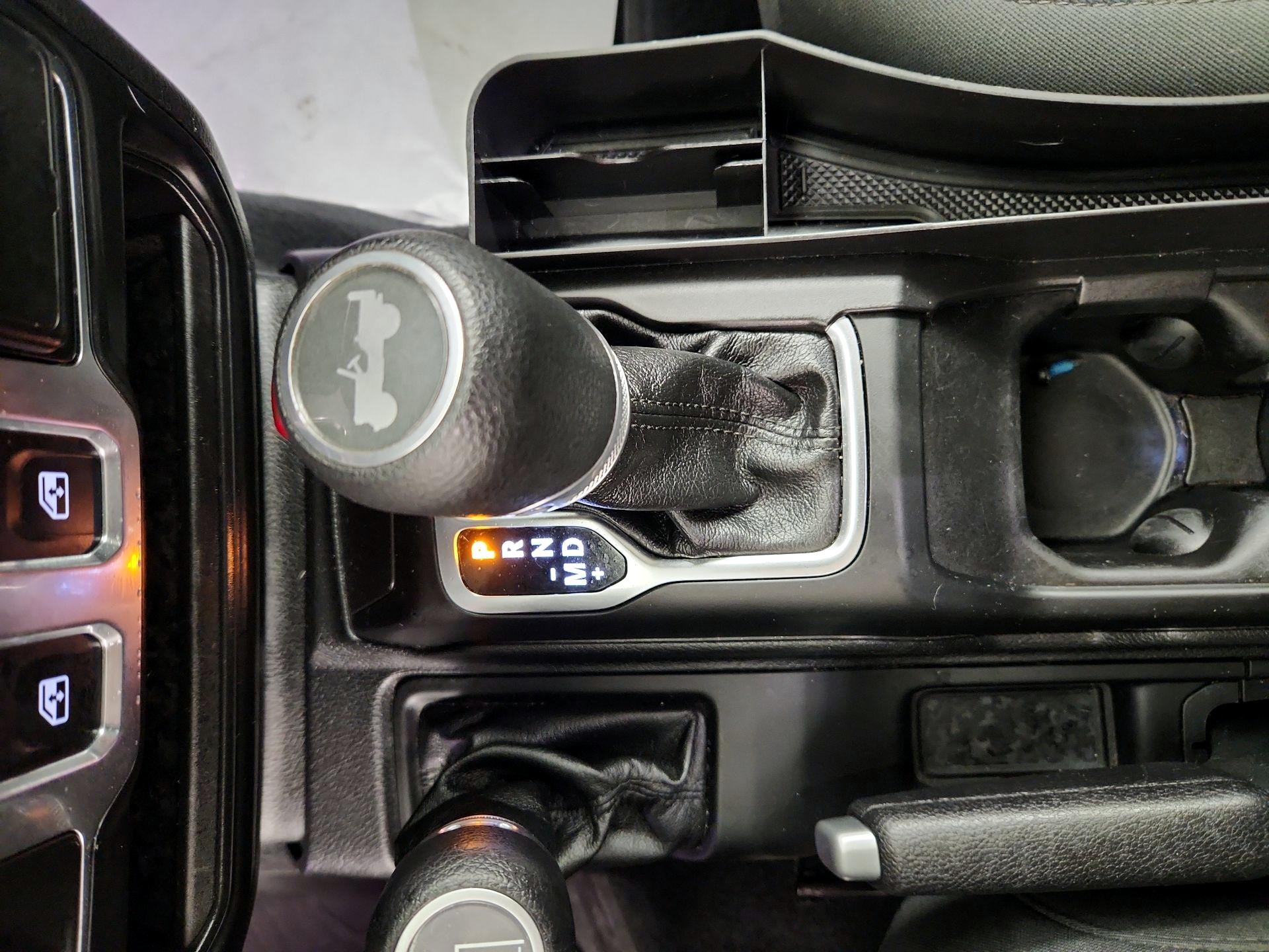 Thumbnail: 2020 Jeep Wrangler - 17