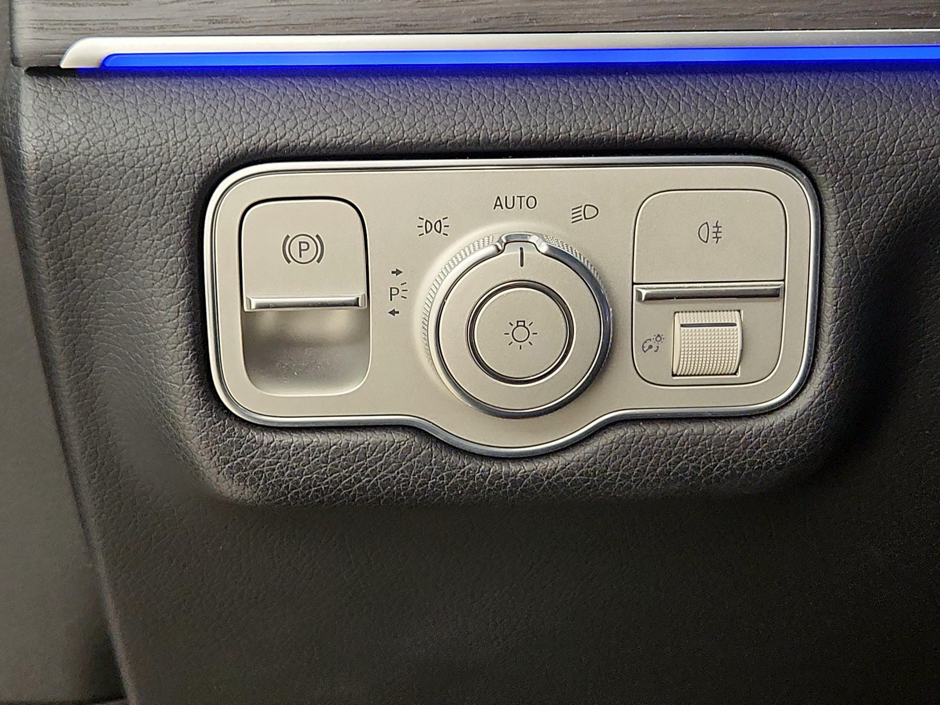 Thumbnail: 2021 Mercedes-Benz GLE - 13