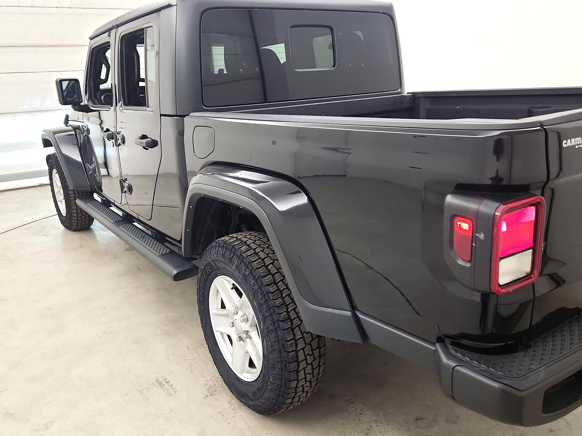 Thumbnail: 2022 Jeep Gladiator - 7