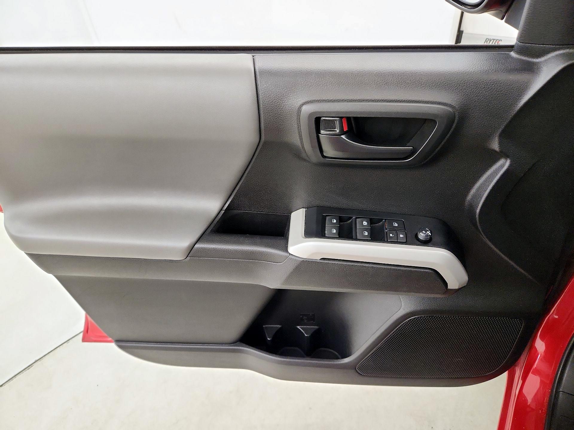 Thumbnail: 2023 Toyota Tacoma - 12