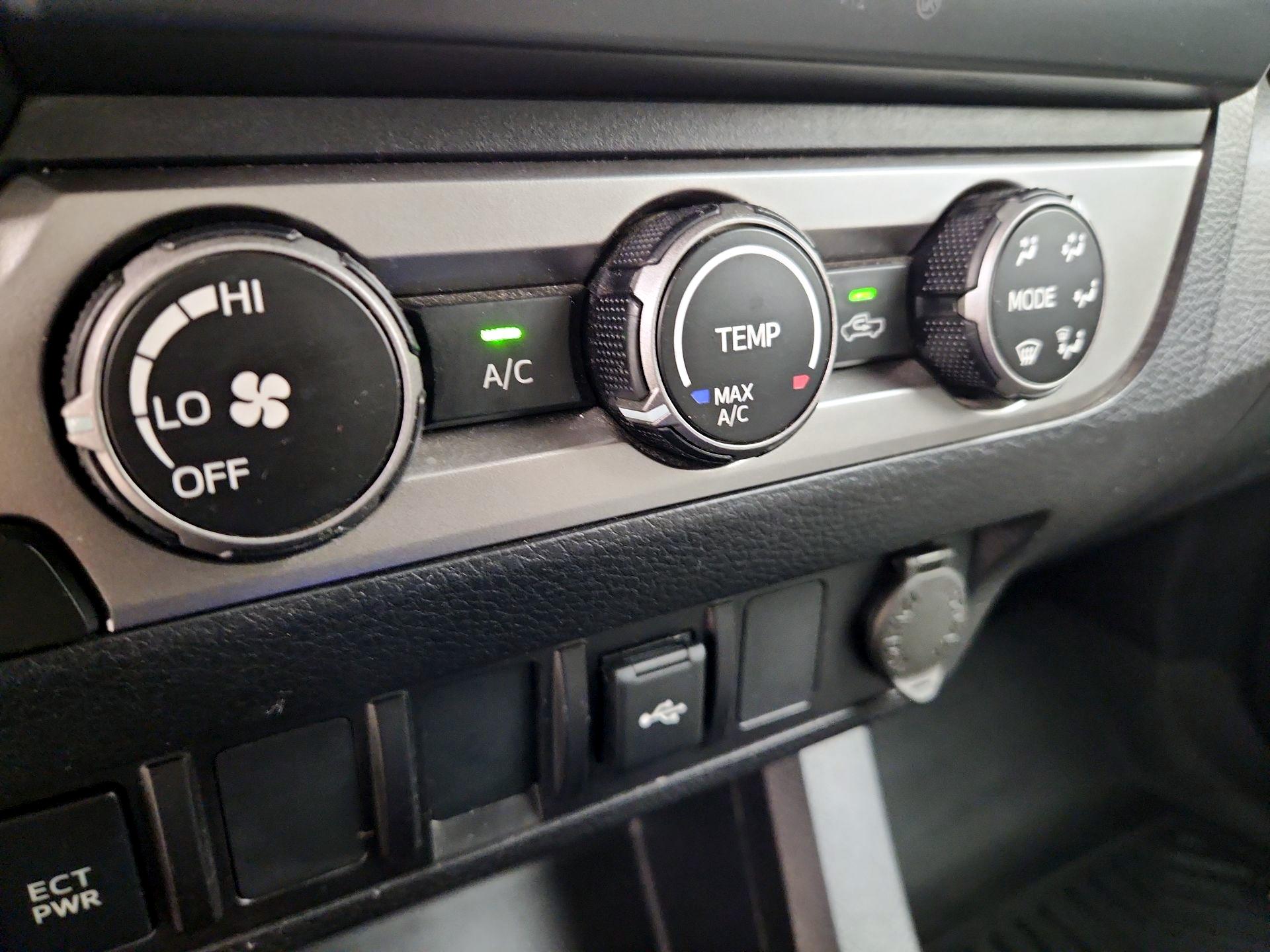 Thumbnail: 2023 Toyota Tacoma - 16