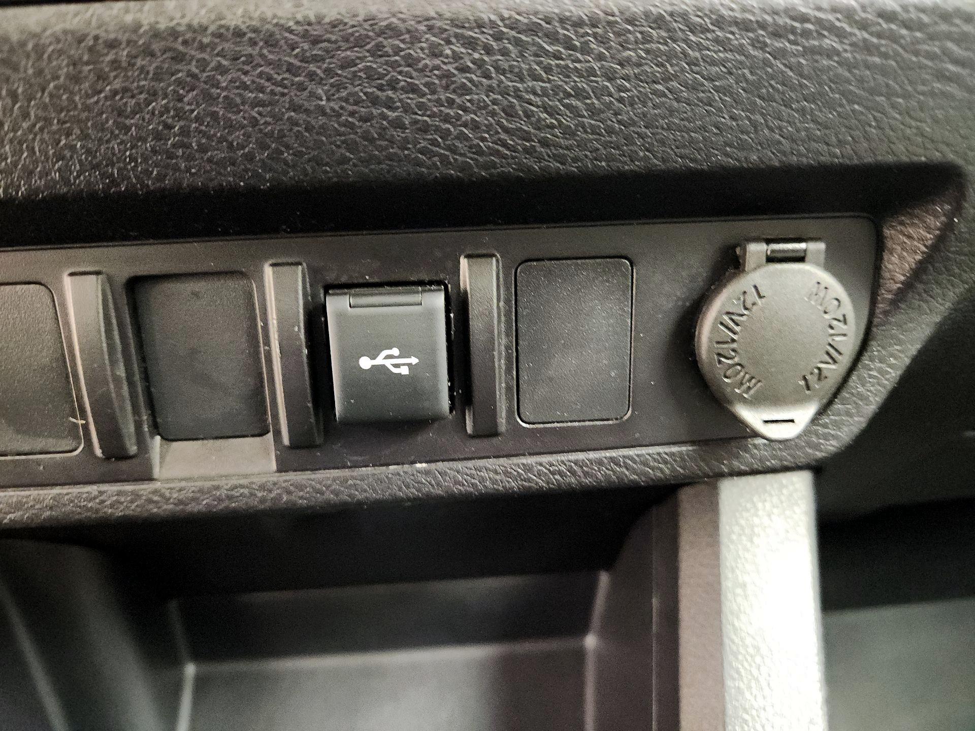 Thumbnail: 2023 Toyota Tacoma - 18