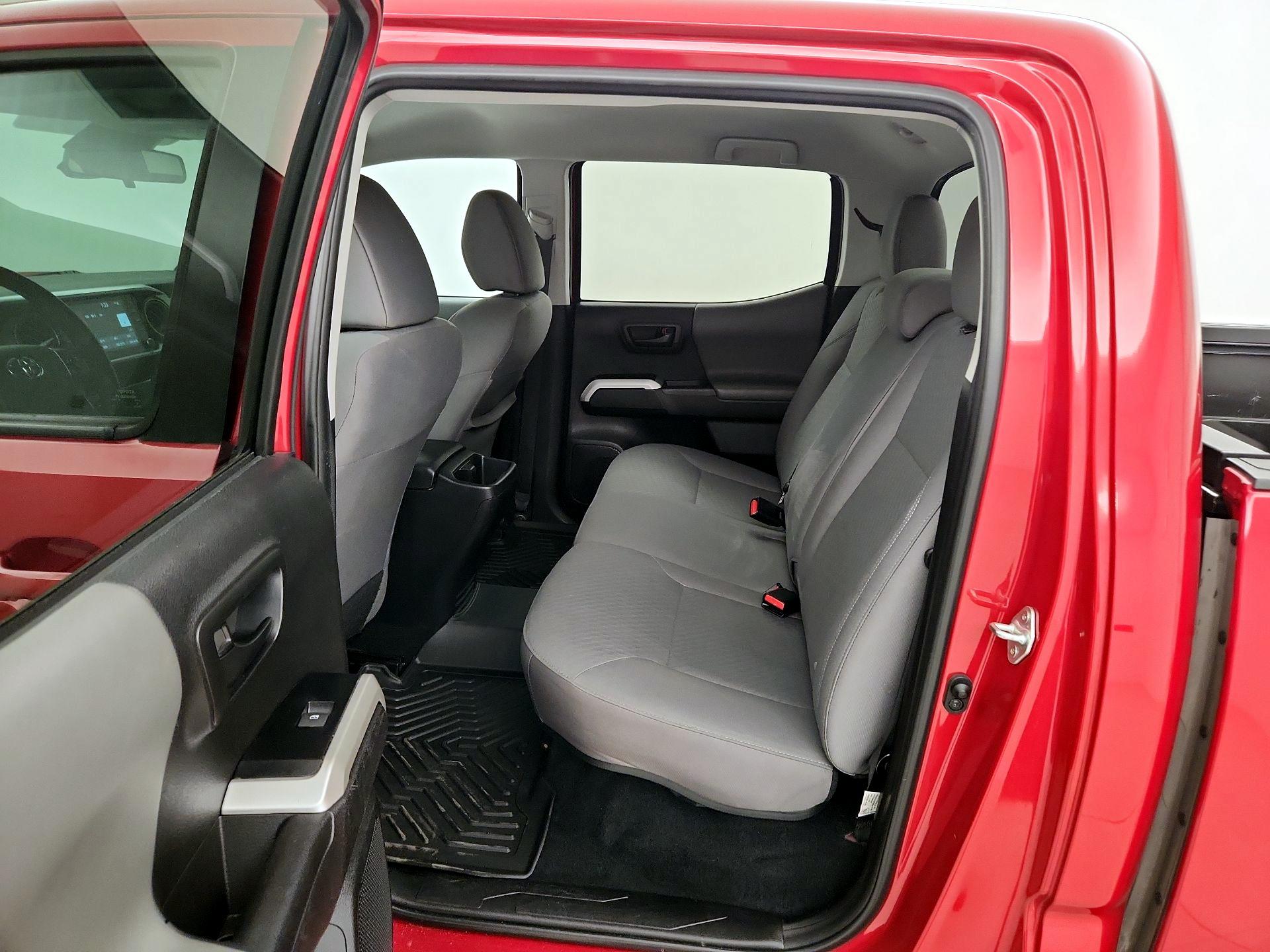 Thumbnail: 2023 Toyota Tacoma - 19