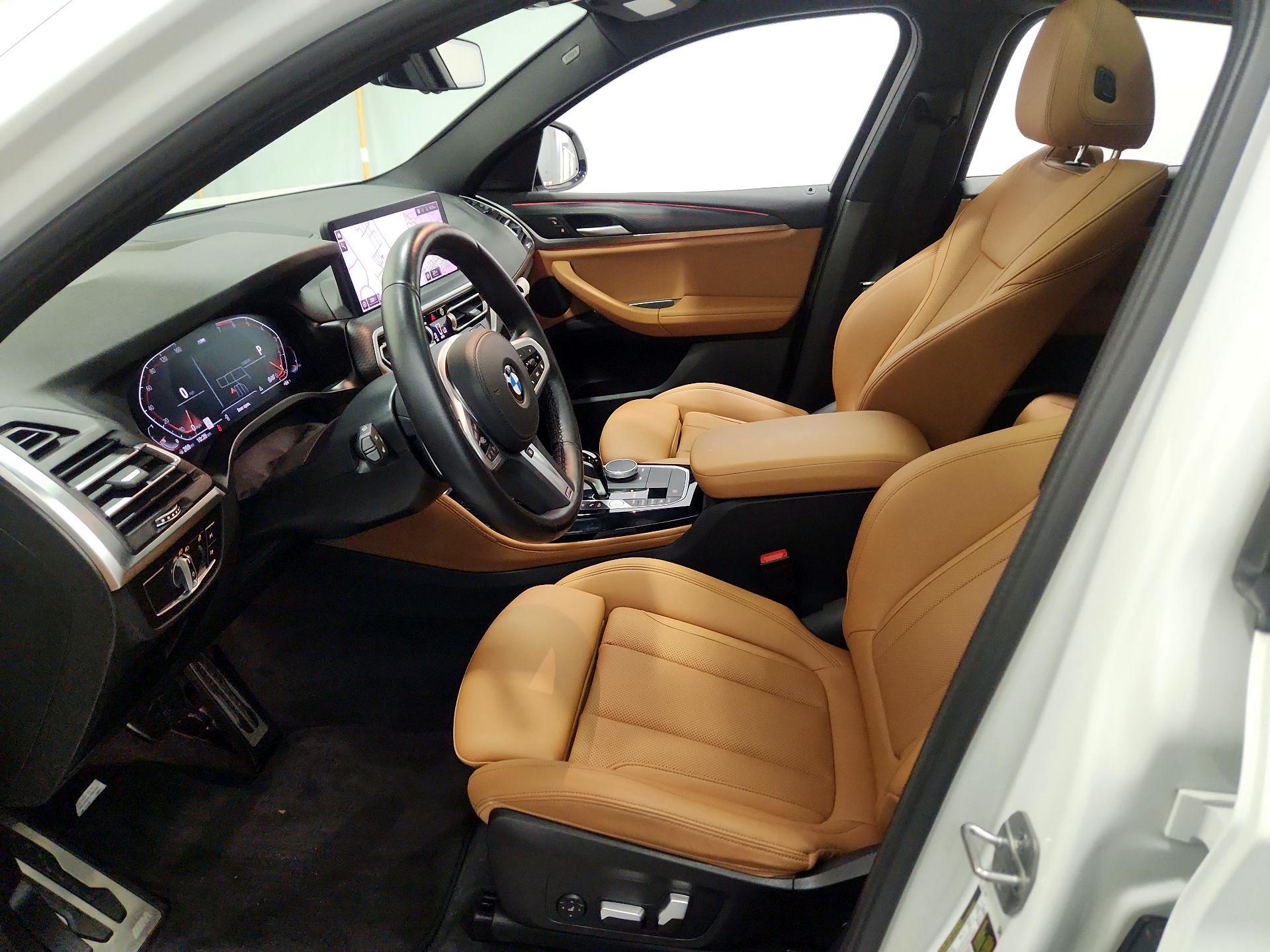 Thumbnail: 2022 BMW X4 - 11