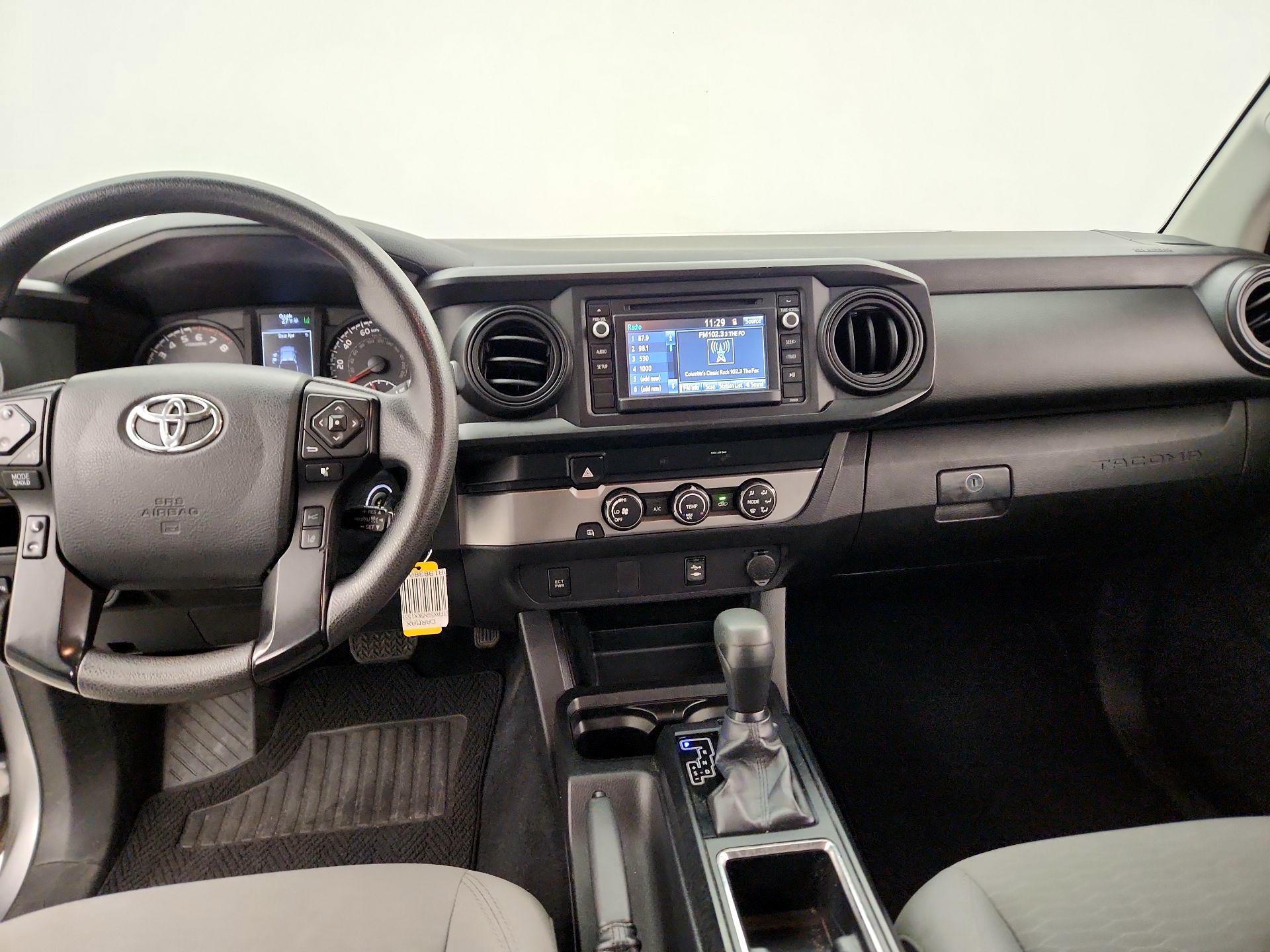 Thumbnail: 2019 Toyota Tacoma - 9