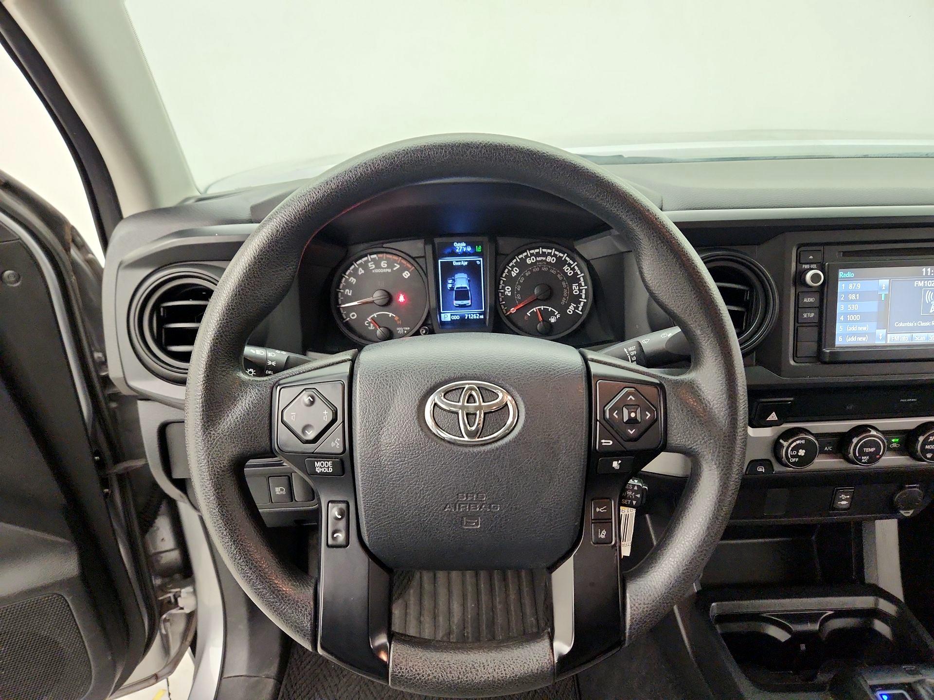 Thumbnail: 2019 Toyota Tacoma - 10