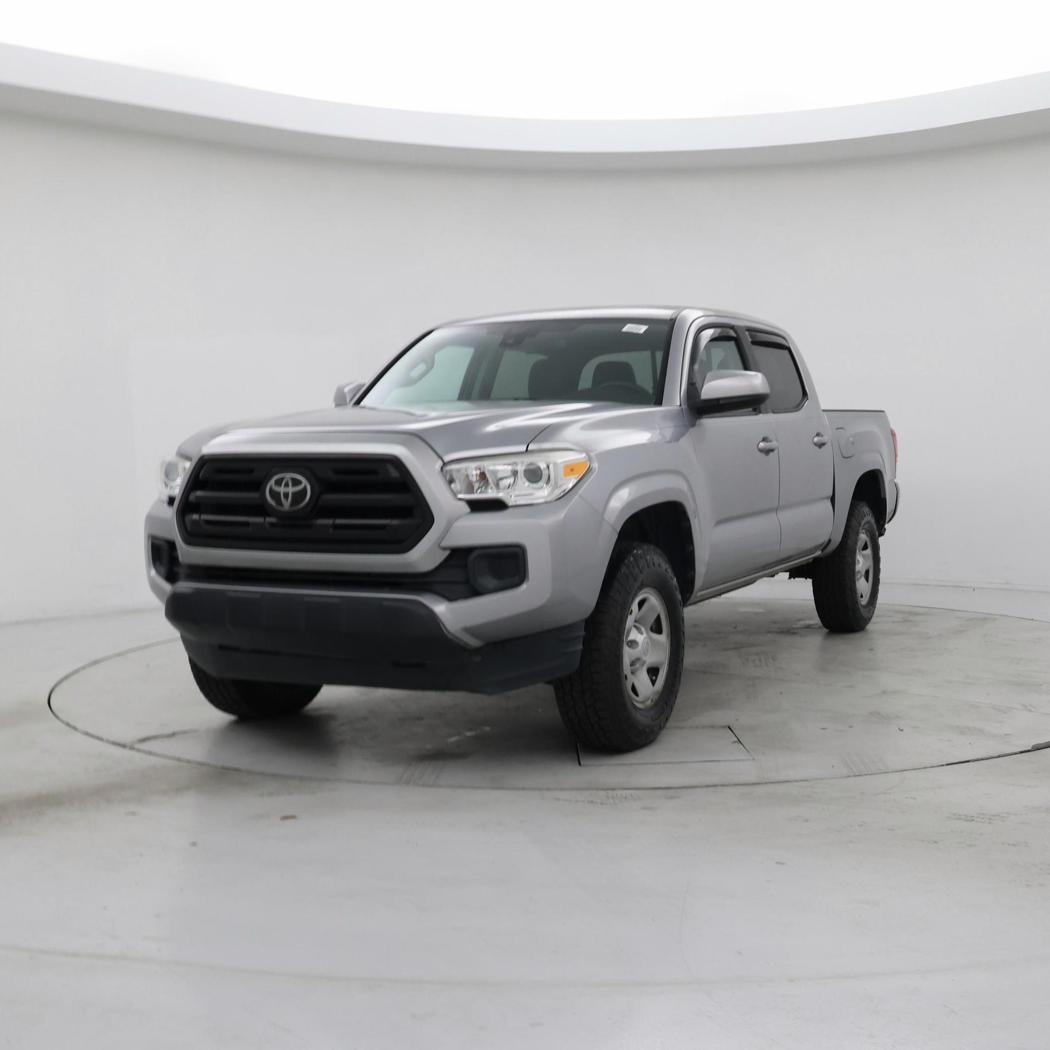 Thumbnail: 2019 Toyota Tacoma - 4