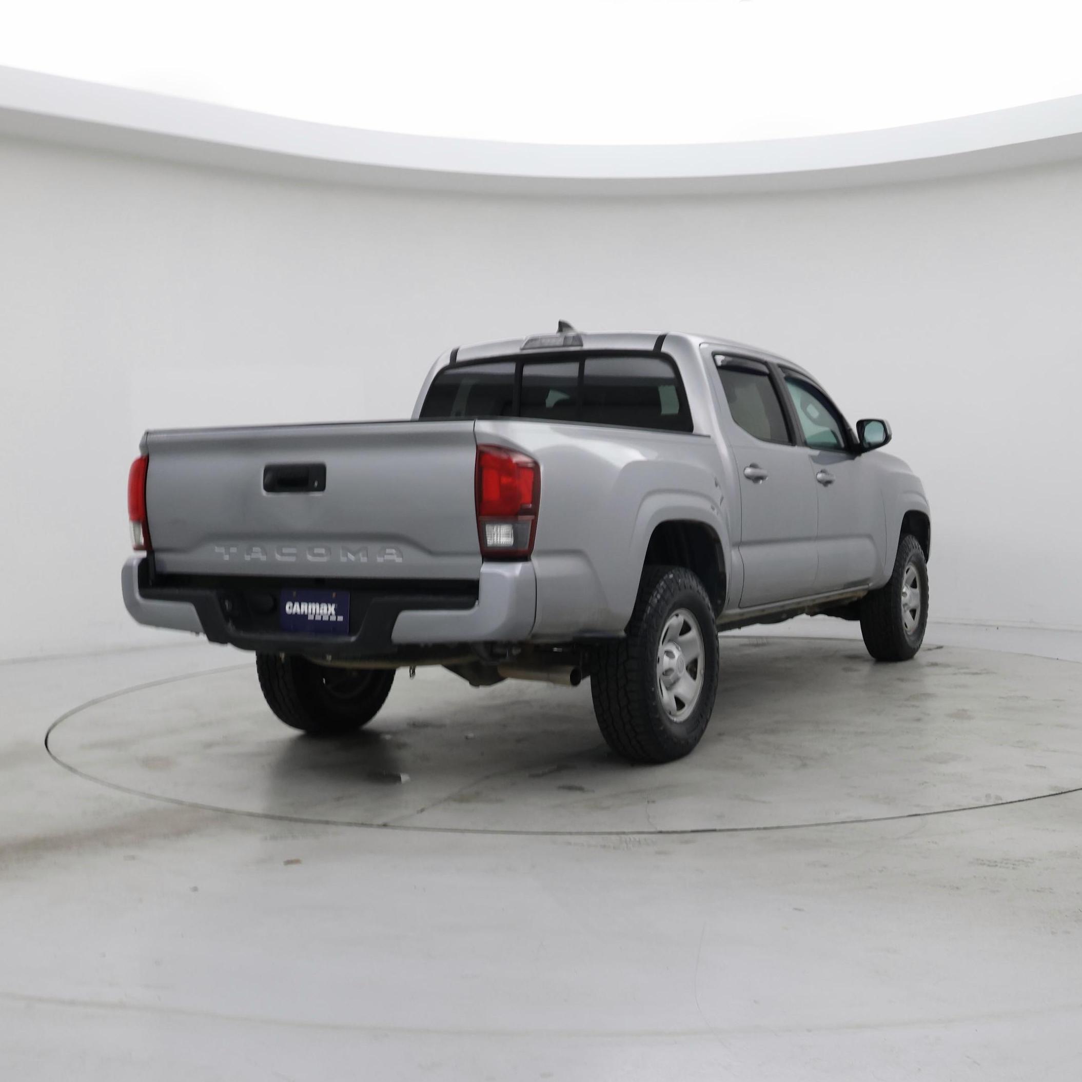 Thumbnail: 2019 Toyota Tacoma - 8