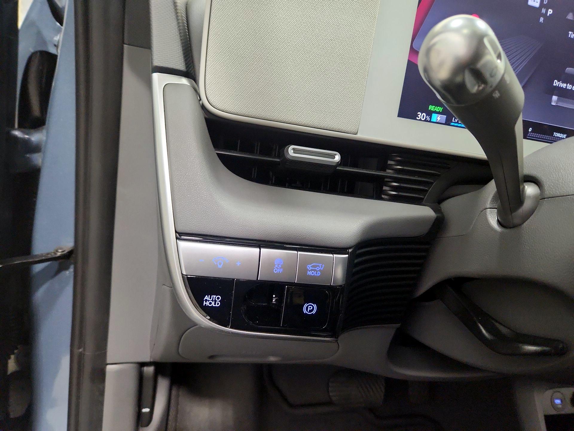 Thumbnail: 2023 Hyundai Ioniq 5 - 13