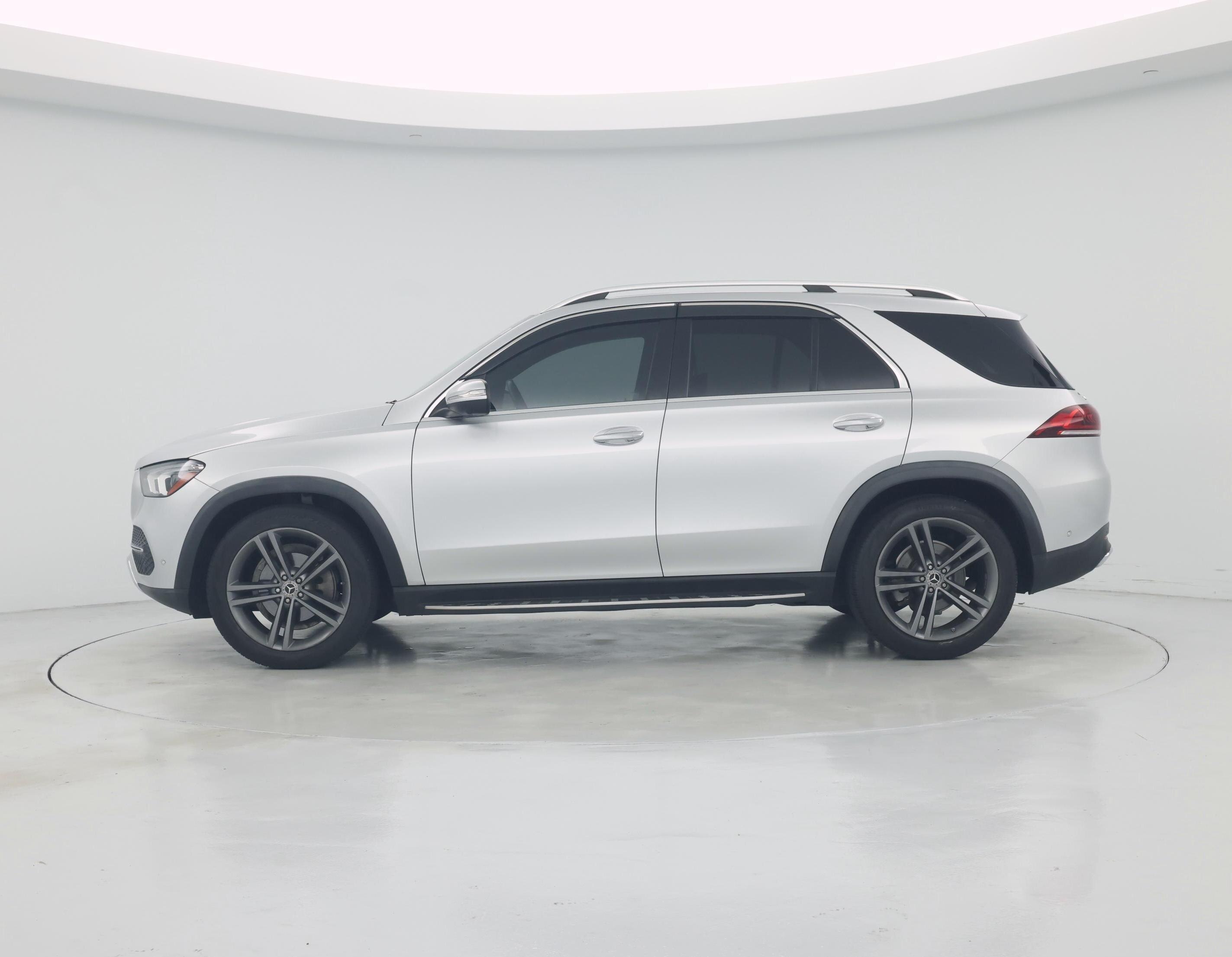 Thumbnail: 2020 Mercedes-Benz GLE - 3