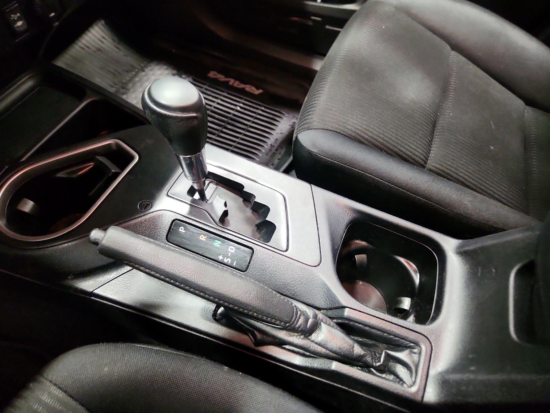 Thumbnail: 2017 Toyota RAV4 - 17