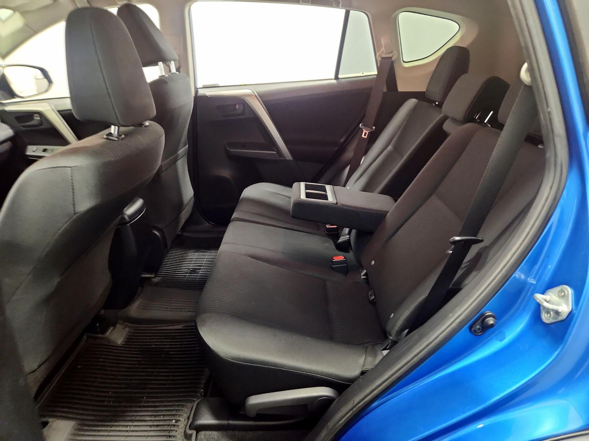 Thumbnail: 2017 Toyota RAV4 - 19