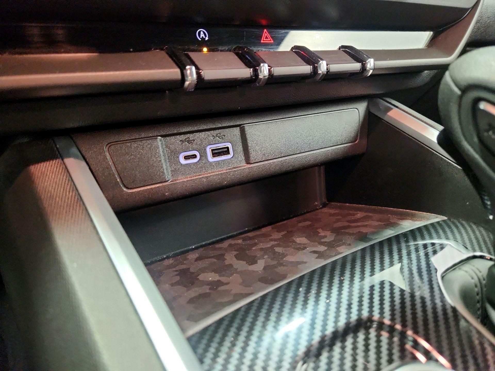 Thumbnail: 2023 Chevrolet Colorado - 18